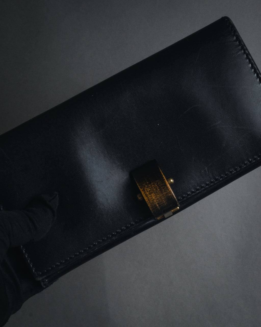 "GUCCI" Mid 00’s wood-lock leather long wallet