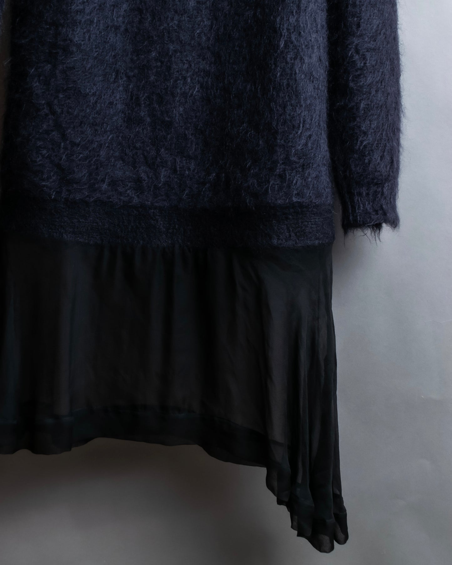 "Ｎ21 NUMERO VENTUNO" Skirt docking design shaggy knit