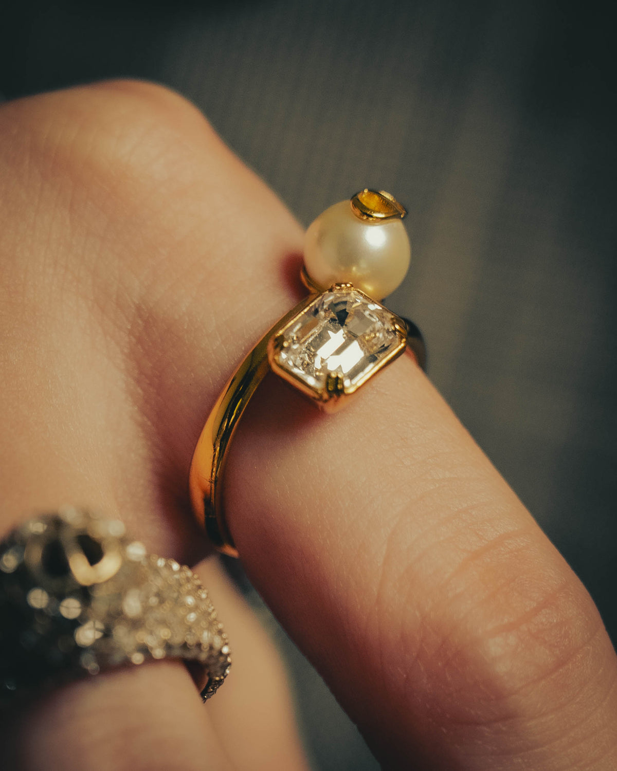 -SPECIAL- “Dior” 2024-2025 Petit CD asymmetrical crystal and faux pearl ring