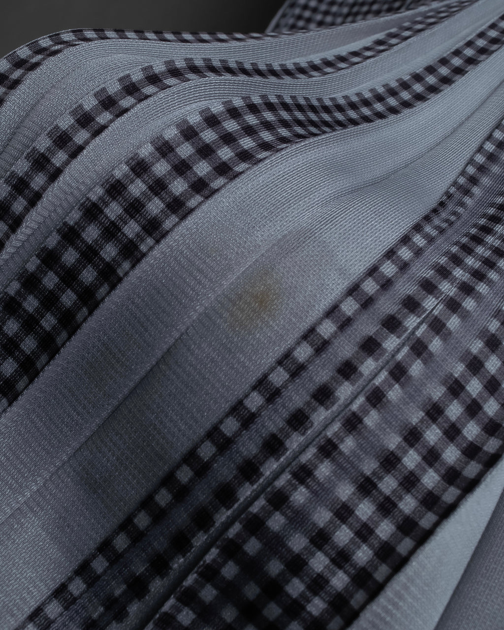 "PLEATS PLEASE ISSEY MIYAKE"
Gingham check sheer combination pleated skirt