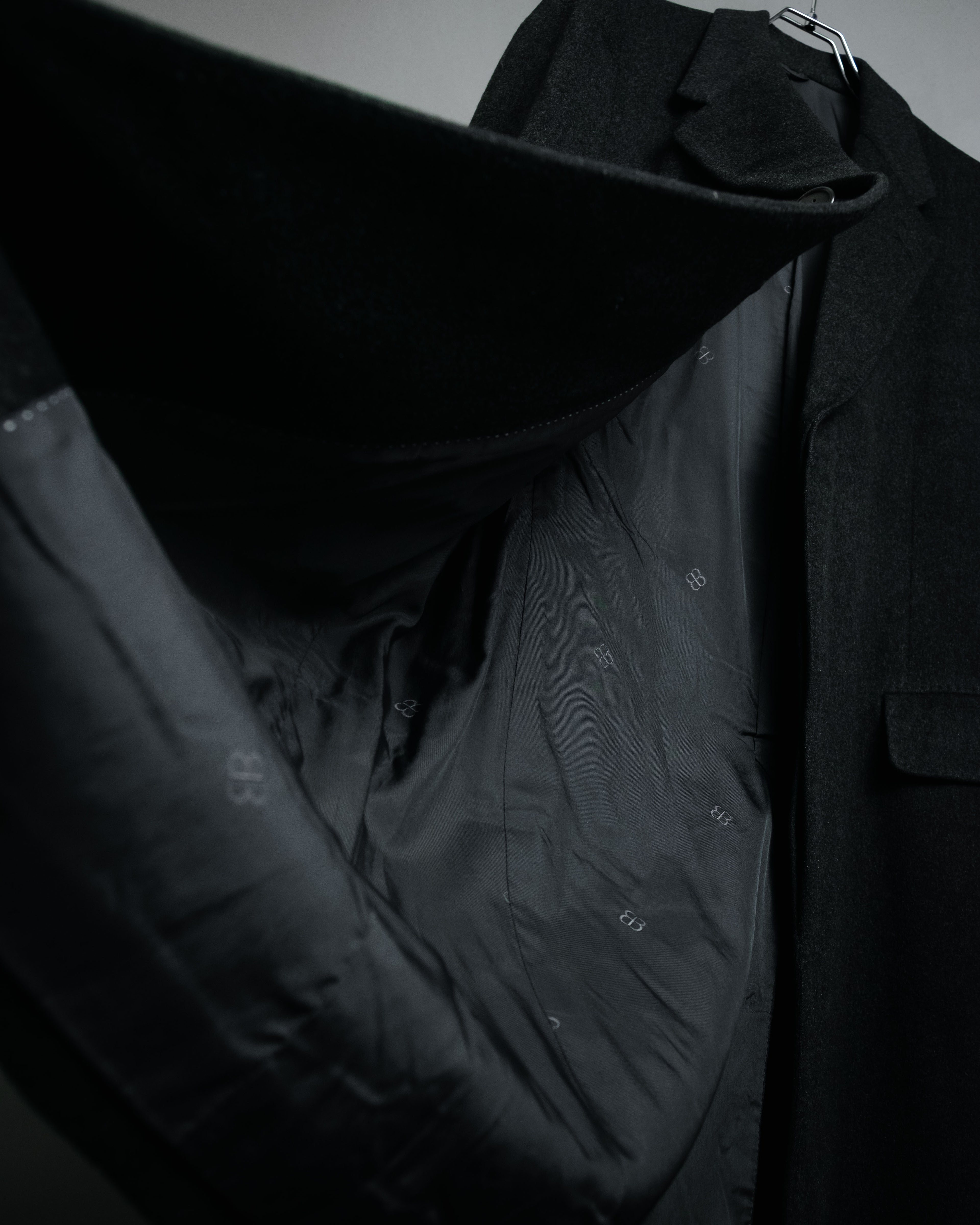 “BALENCIAGA PARIS” 90’s Cashmere blend chesterfield coat