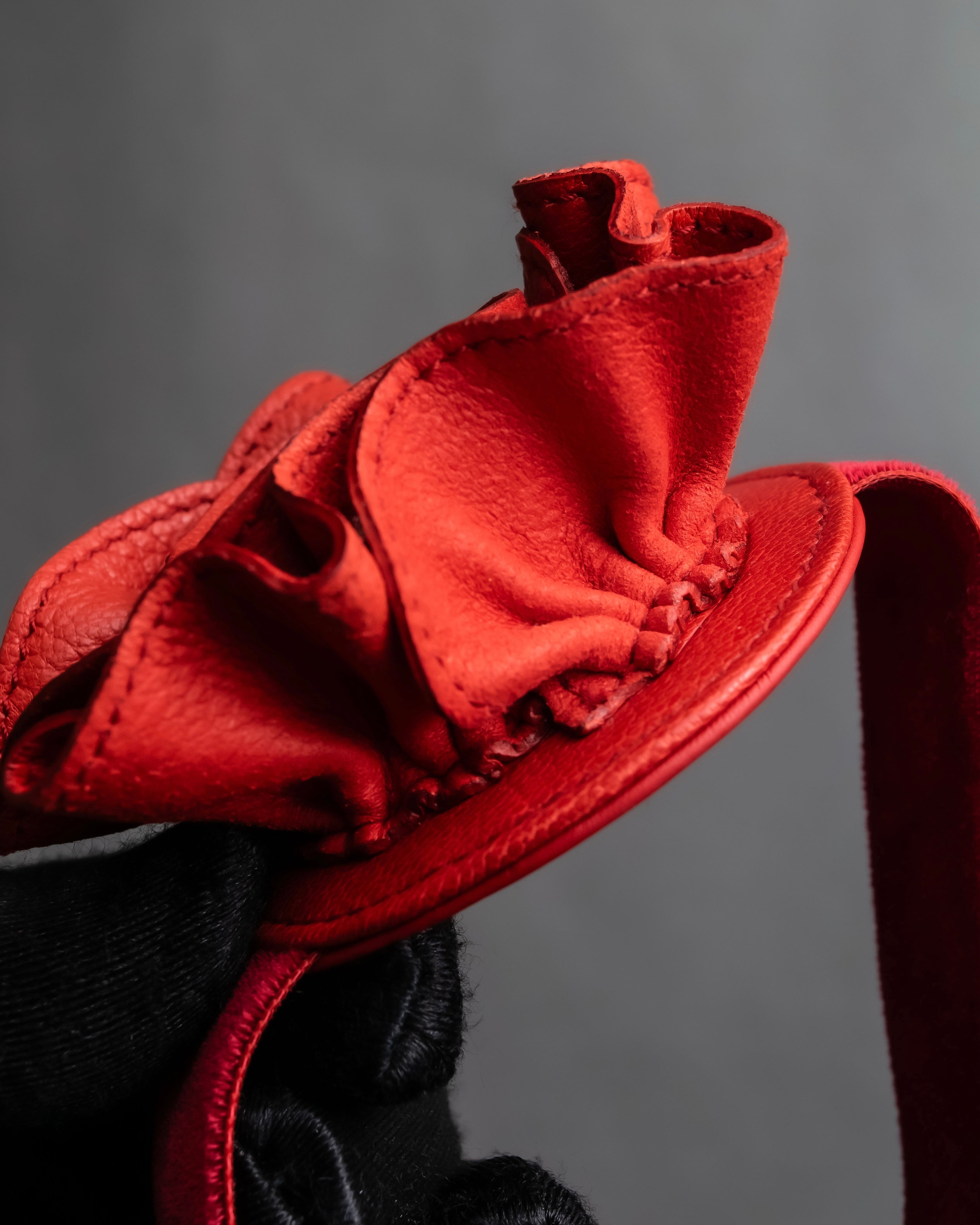 "YVES SAINT LAURENT" Rose motif leather choker＆ribbon accessories