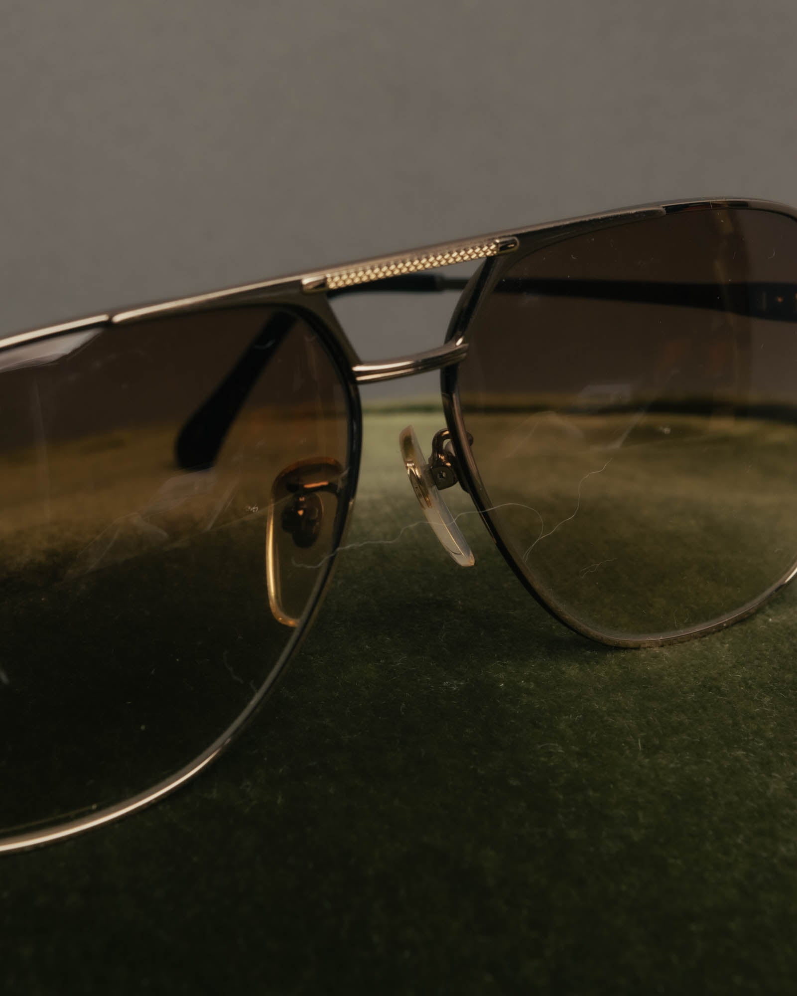 "Burberrys" 90's Classic metal aviator sunglasses