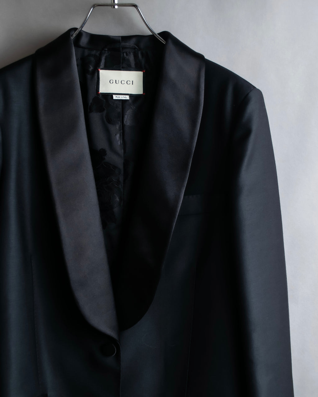 "GUCCI" Pre-Fall 2018 collection message embroidered shawl collar jacket