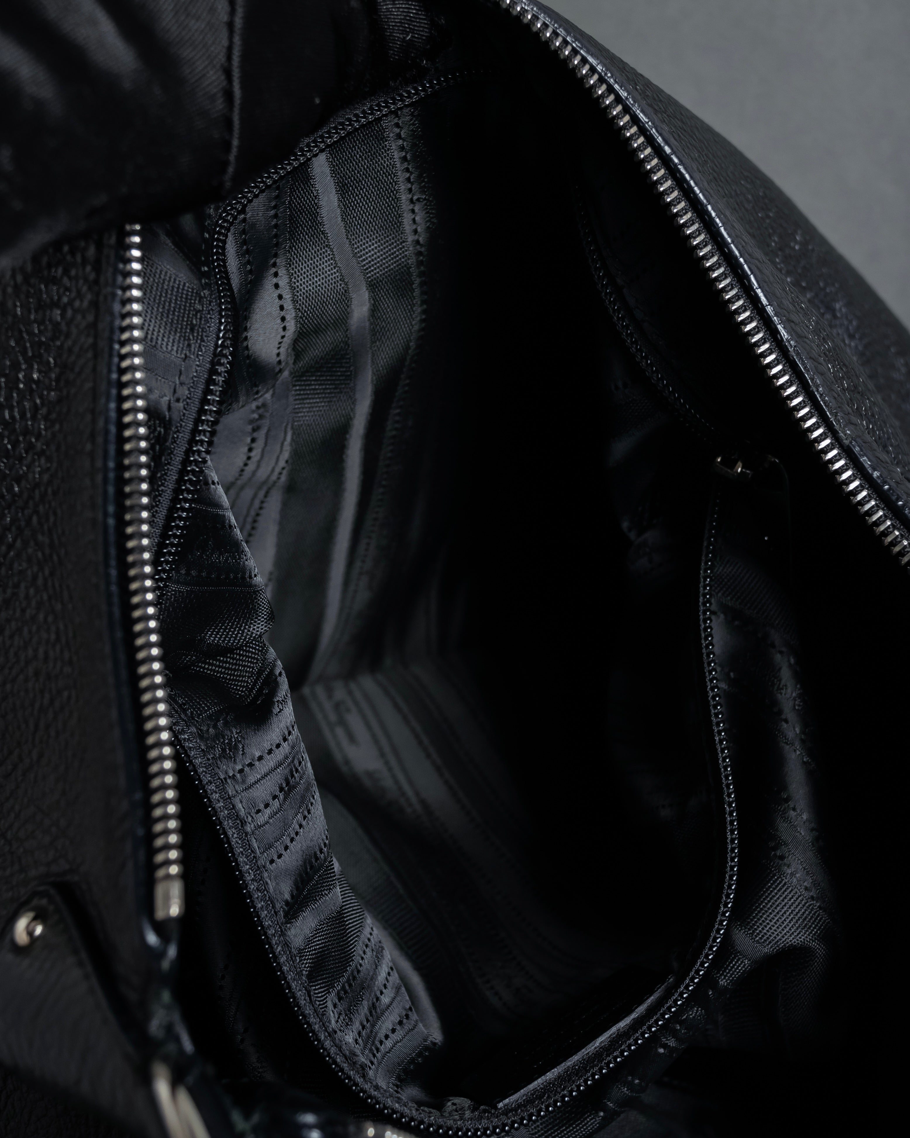 "Salvatore Ferragamo" Gancini motif draping leather bag