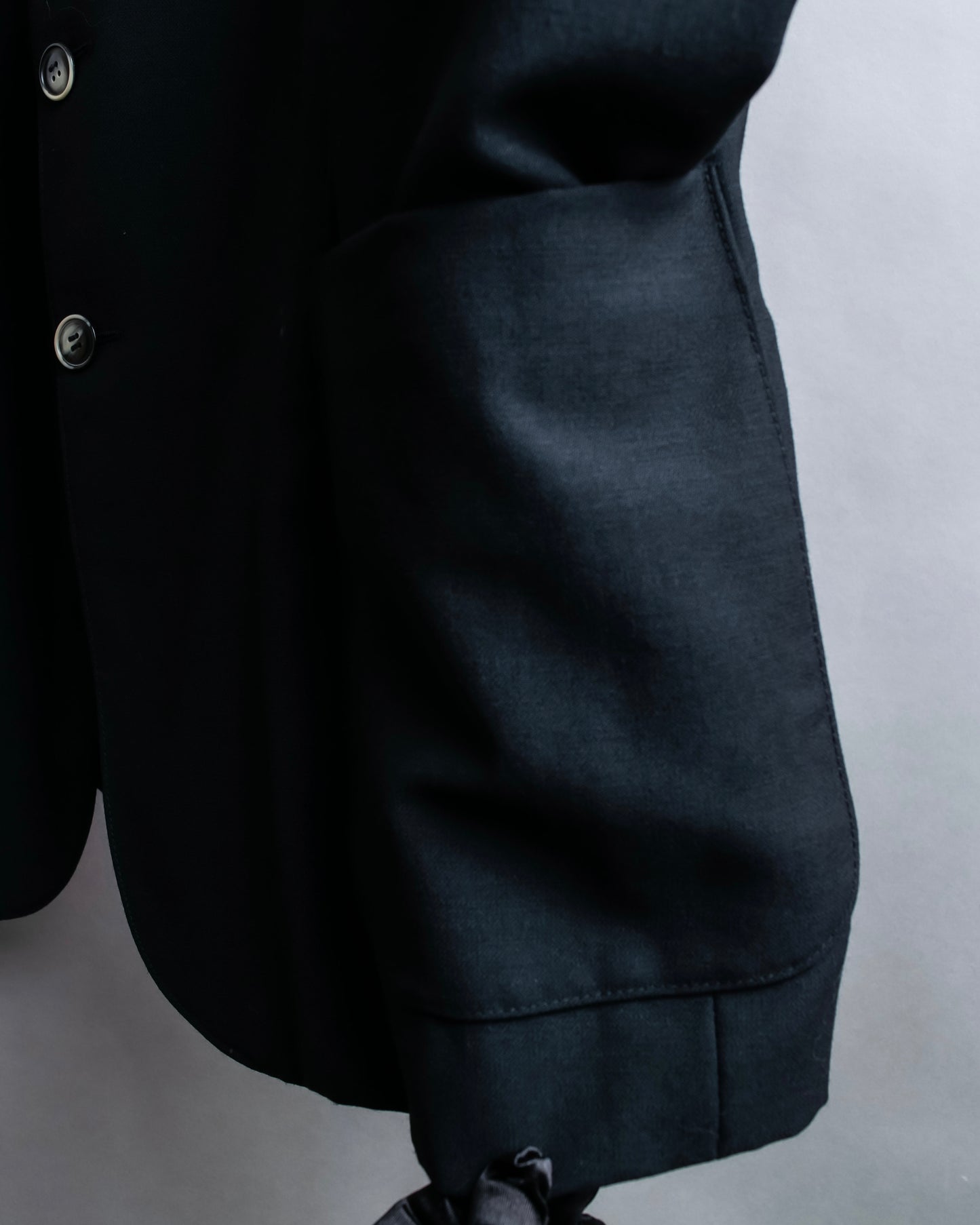 "ISSIMO" Oversized marble button design wool tailored jacket