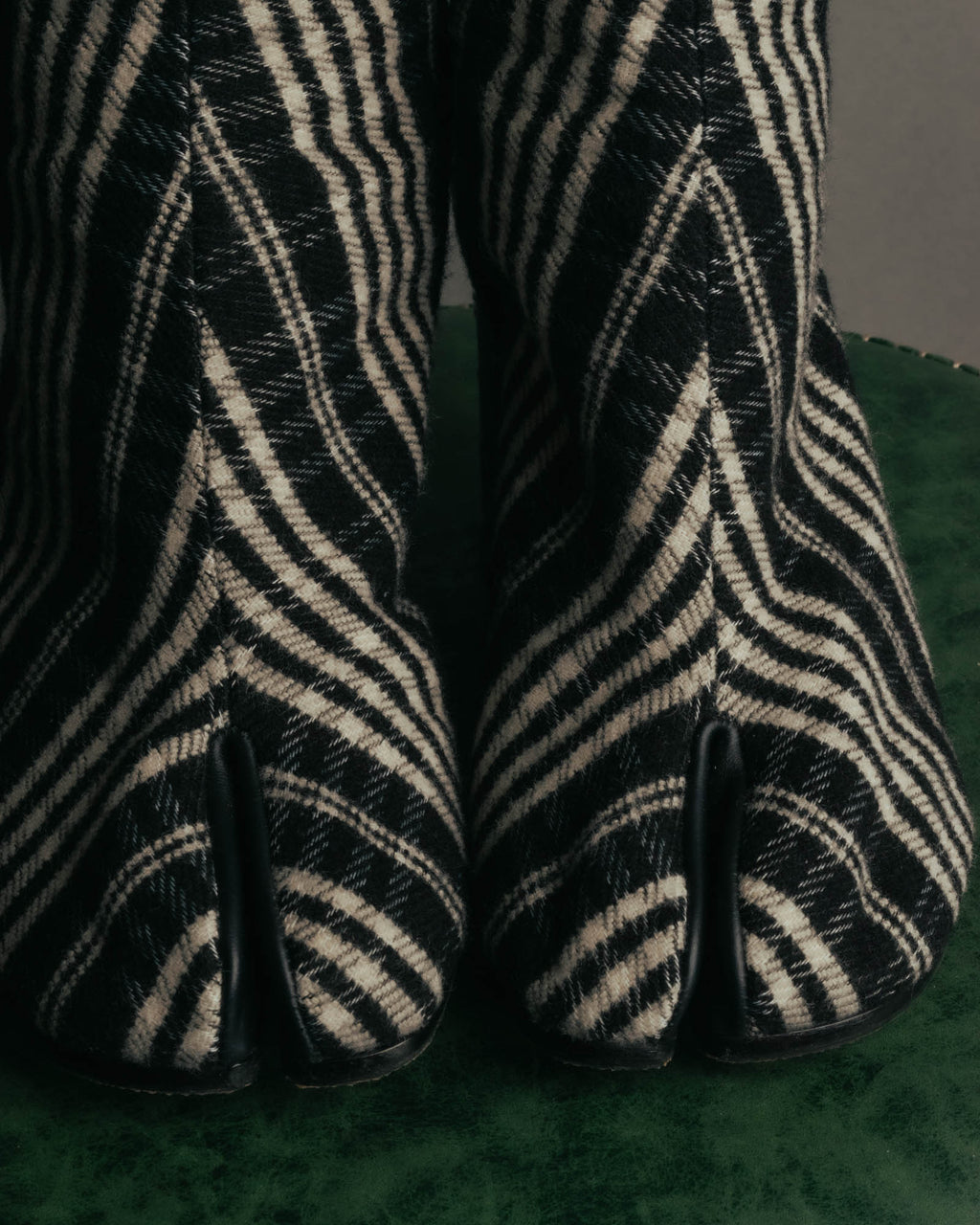 -SPECIAL- "Maison Margiela"2015's Tabi striped fabric ankle boots