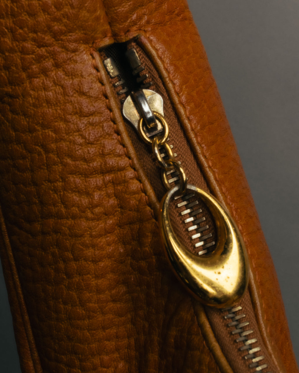 “BVLGARI” 90’s-00’s crescent leather hobo bag
