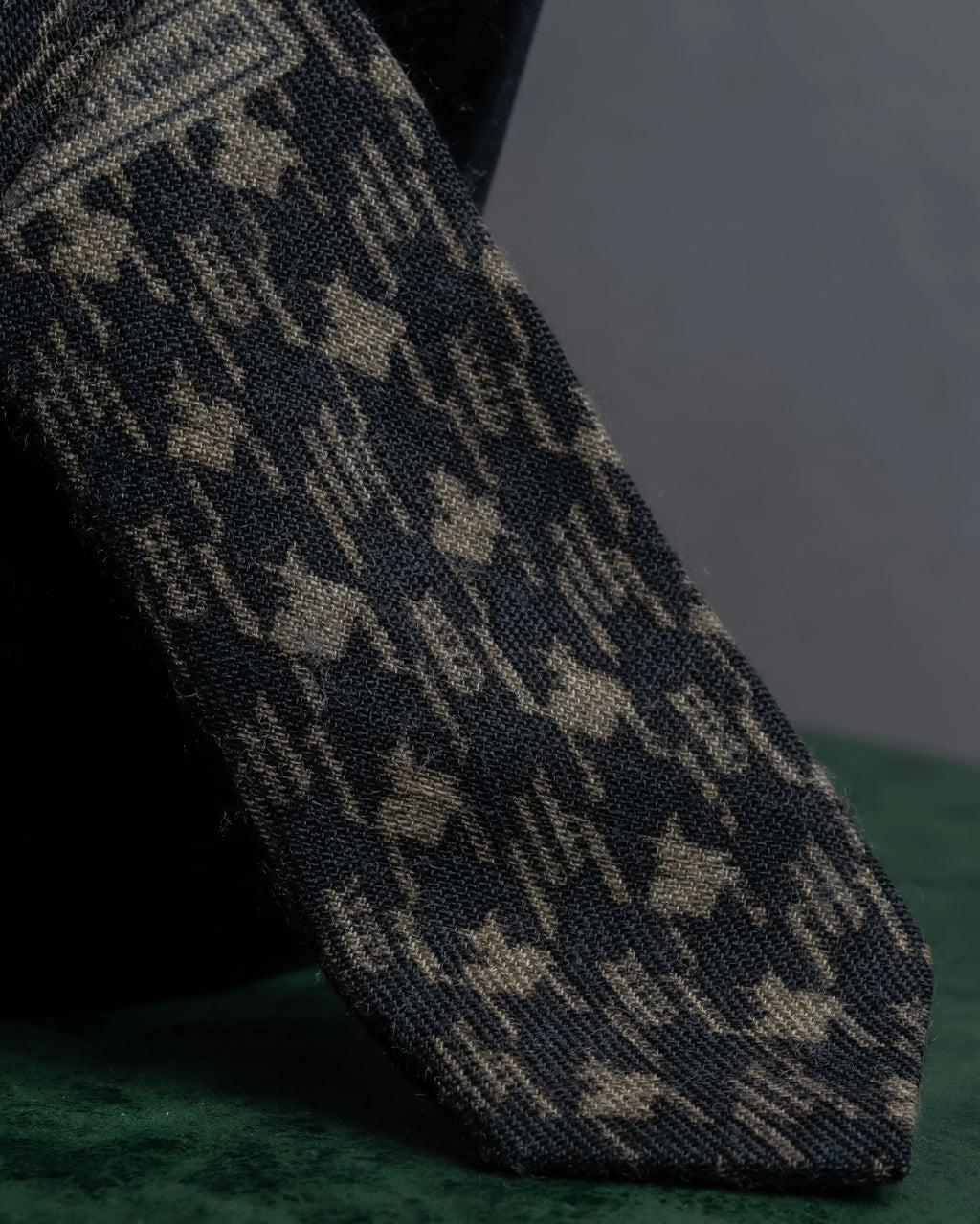 "ARMANI COLLEZIONI" Houndstooth wool necktie