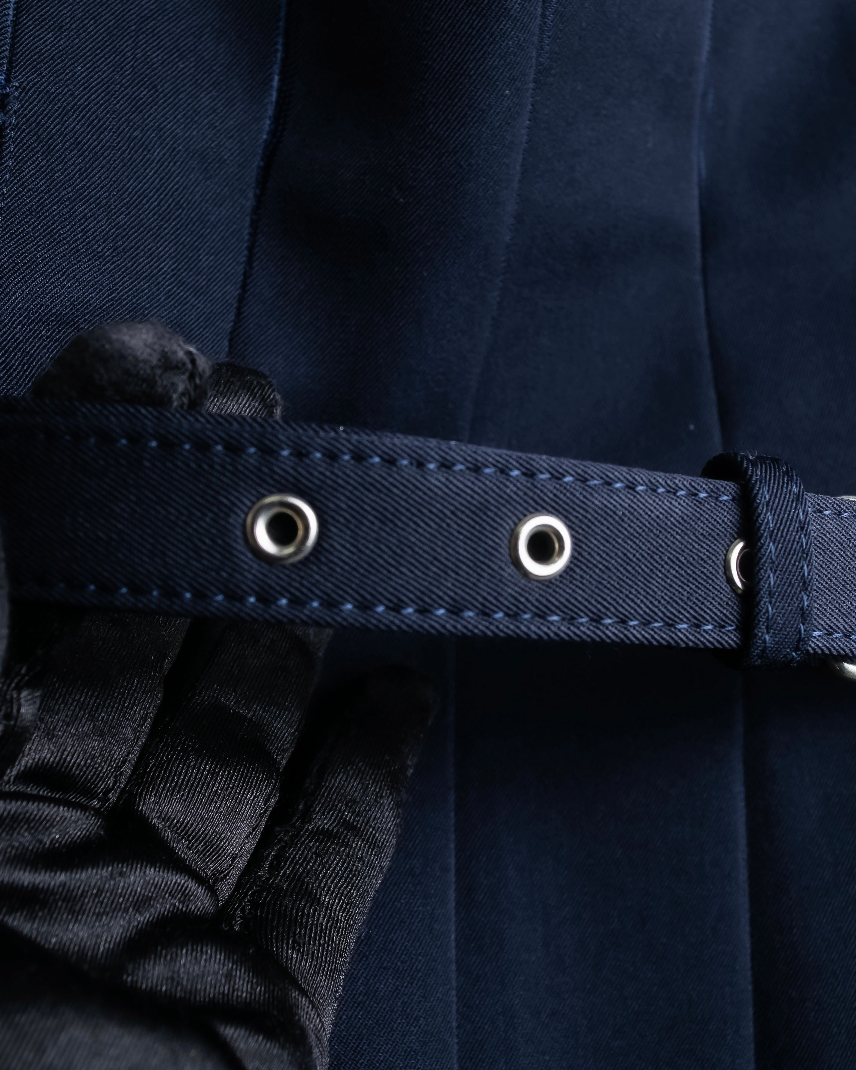 "COMME des GARCONS" Box pleated belted corset skirt