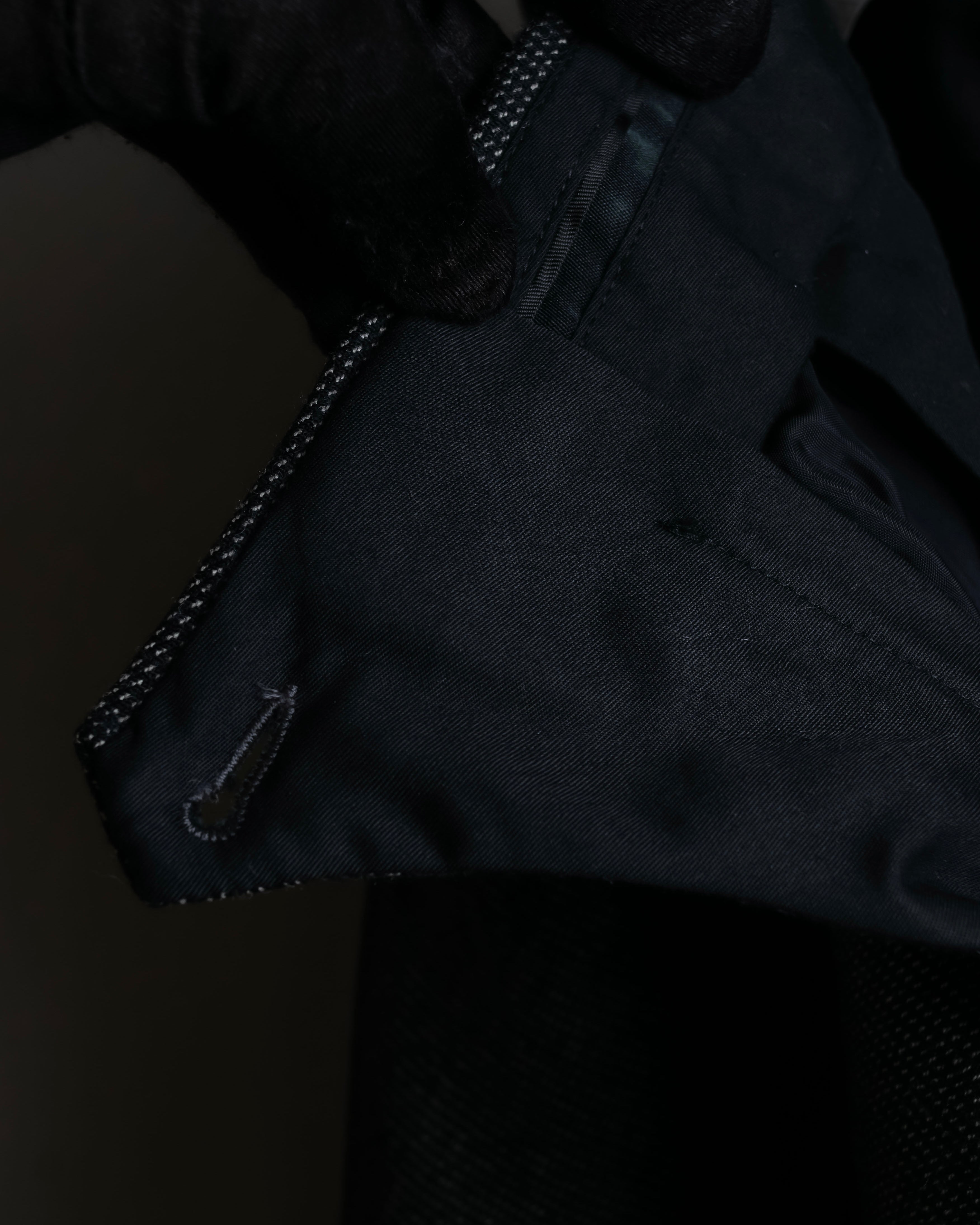 "GUCCI" 90's Tom Ford period bird eye weave set up