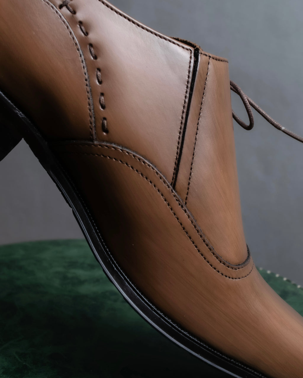 "KATHARINE HAMNETT" Perforated square toe lace-up leather shoes