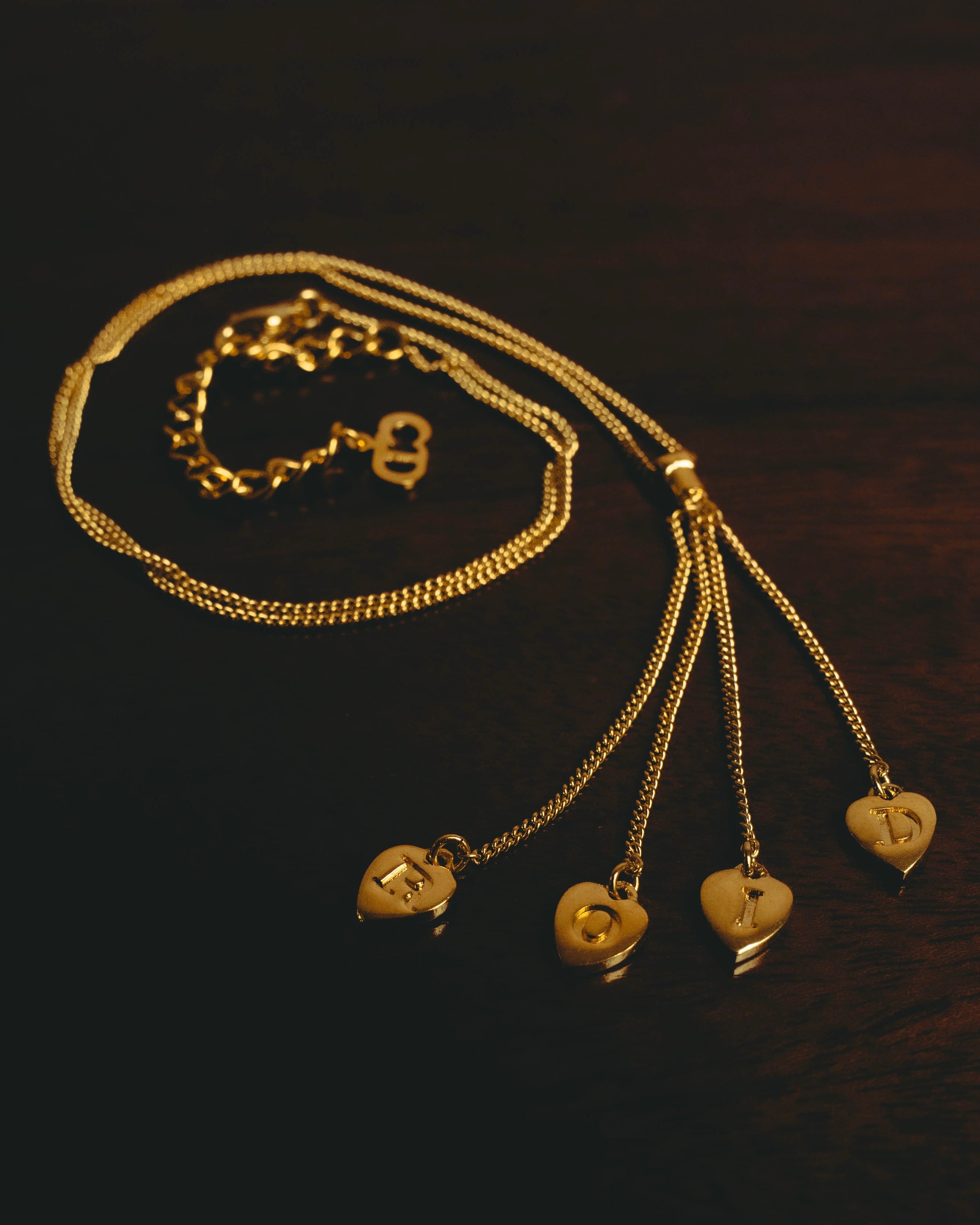 “Christian Dior” 00’s Dior heart charm tassel necklace