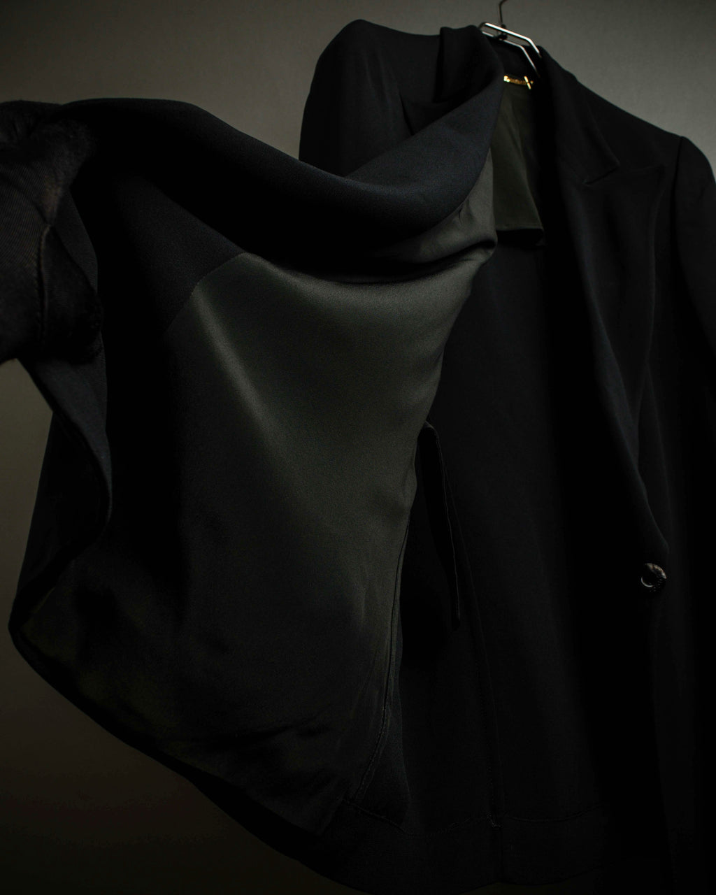 "GUCCI" Three-dimensional lapel design draped tailored jacket