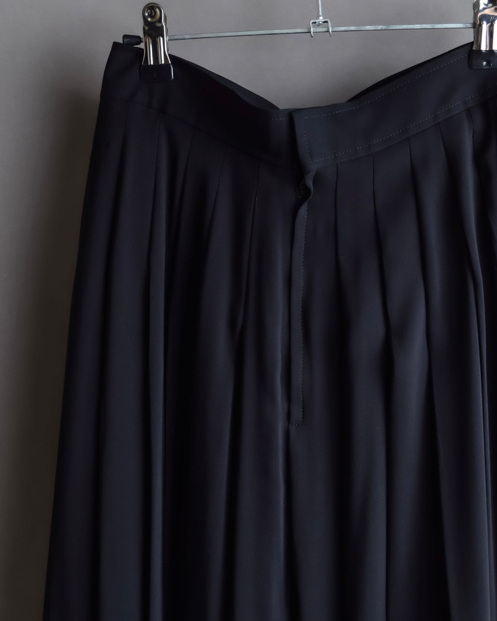 "Chloe" Fold-in pleats maxi length skirt