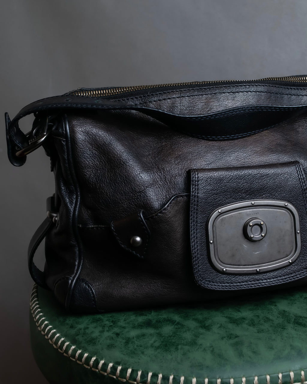 "CELINE" Metal parts design horizontal leather one-shoulder bag