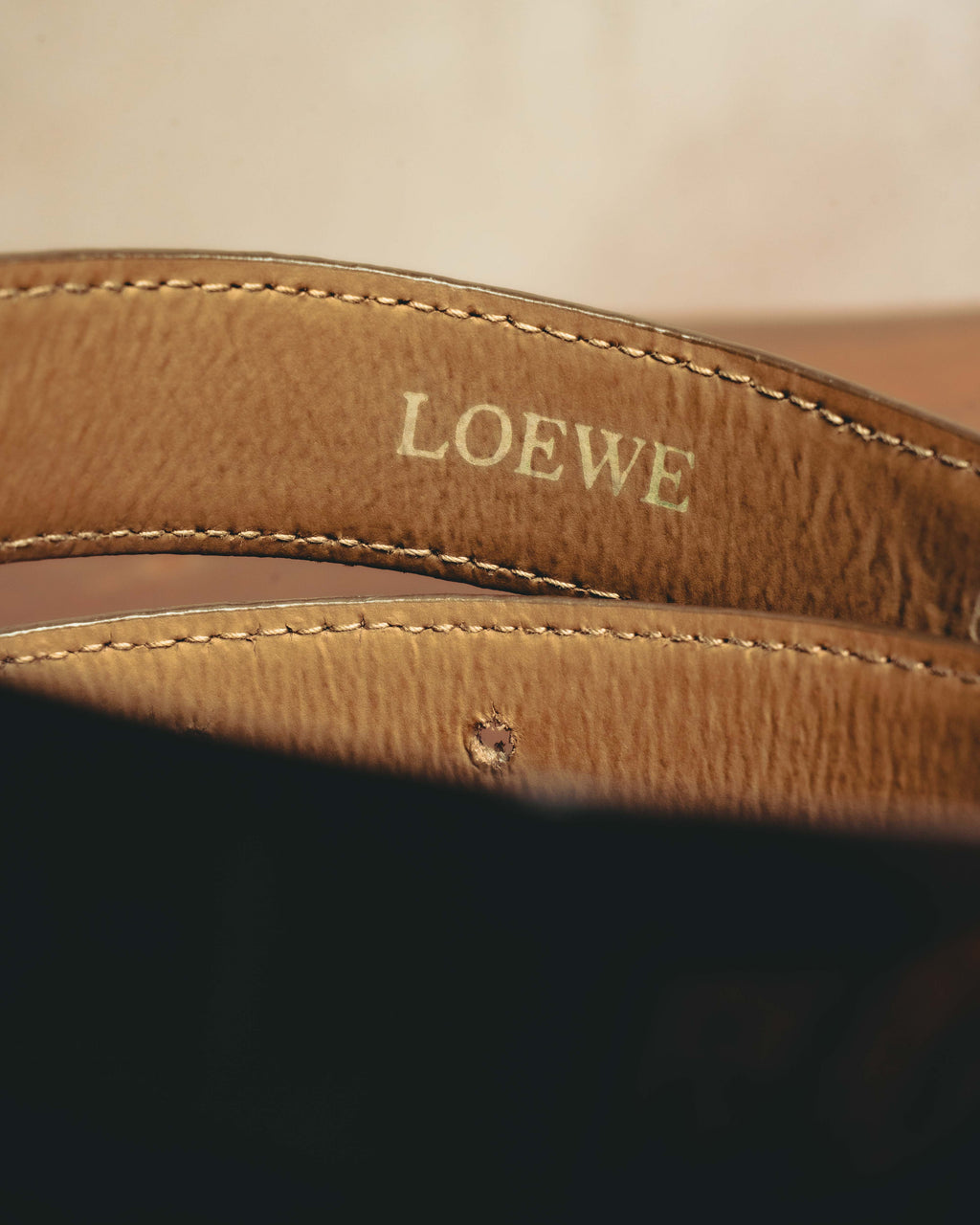 -SPECIAL- “LOEWE” 80’s-90’s Crocodile pattern anagram leather belt