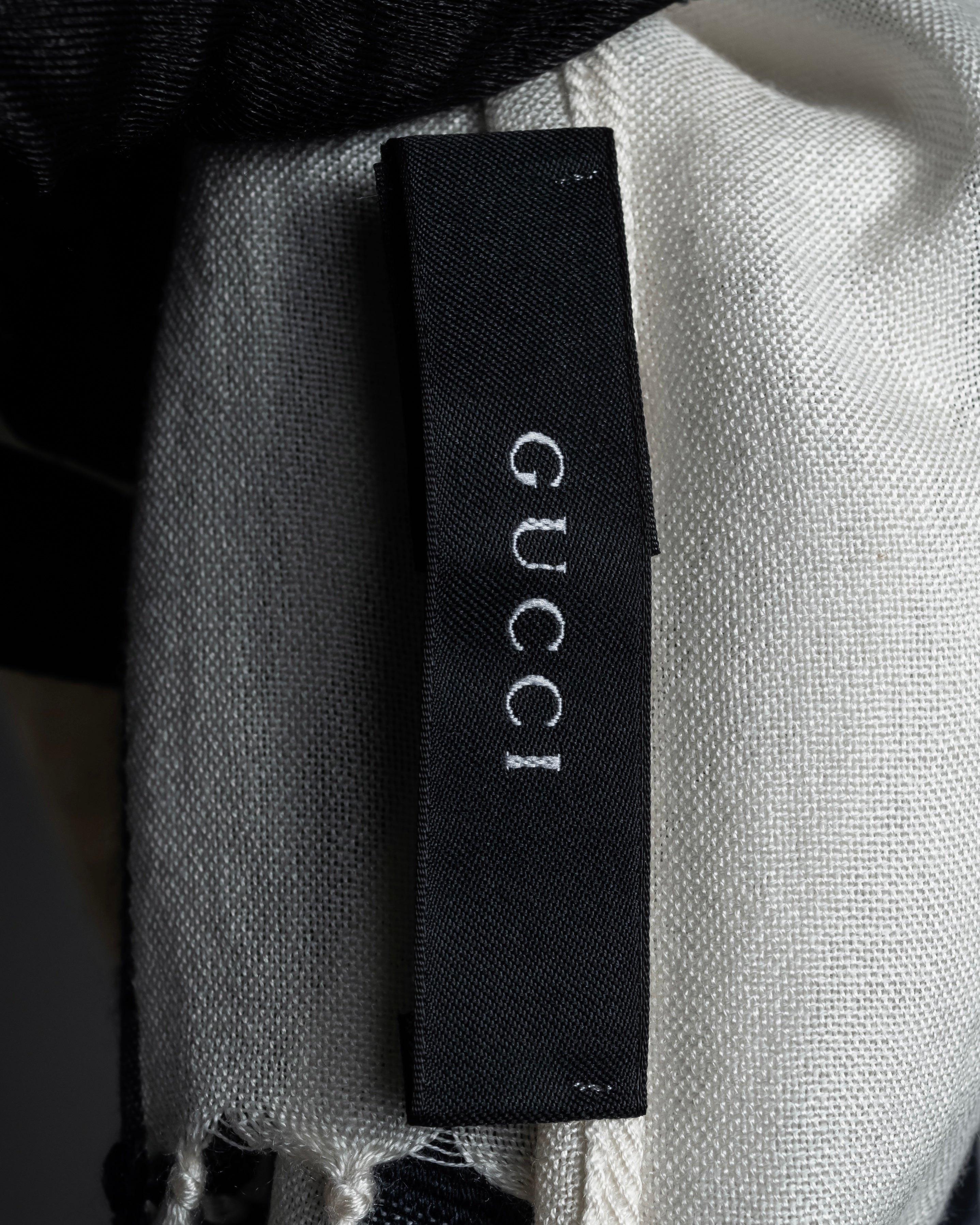 "GUCCI" 90's-00's Line fringe design two-tone long stole