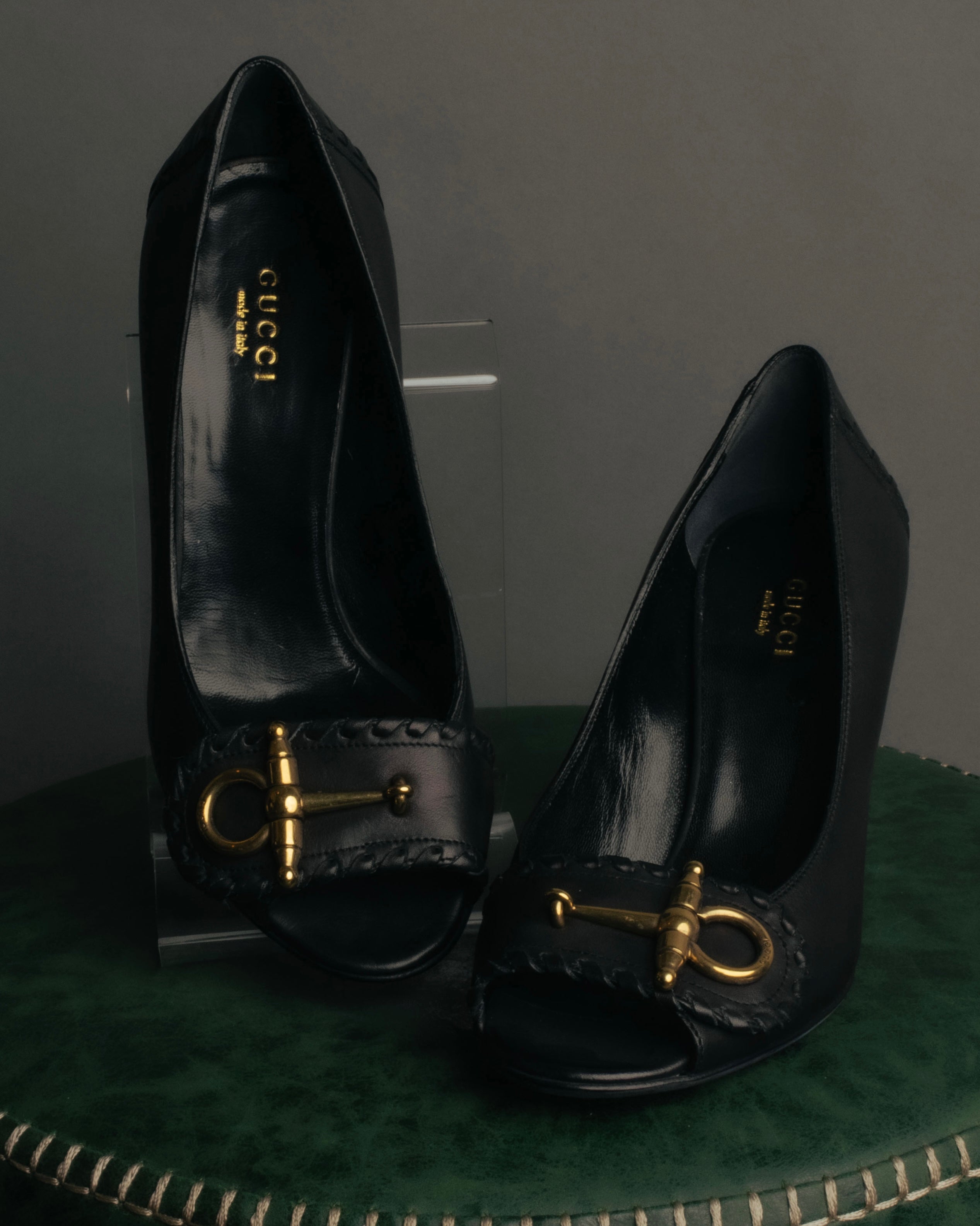 “GUCCI” 90’s-00’s Horsebit open toe pumps