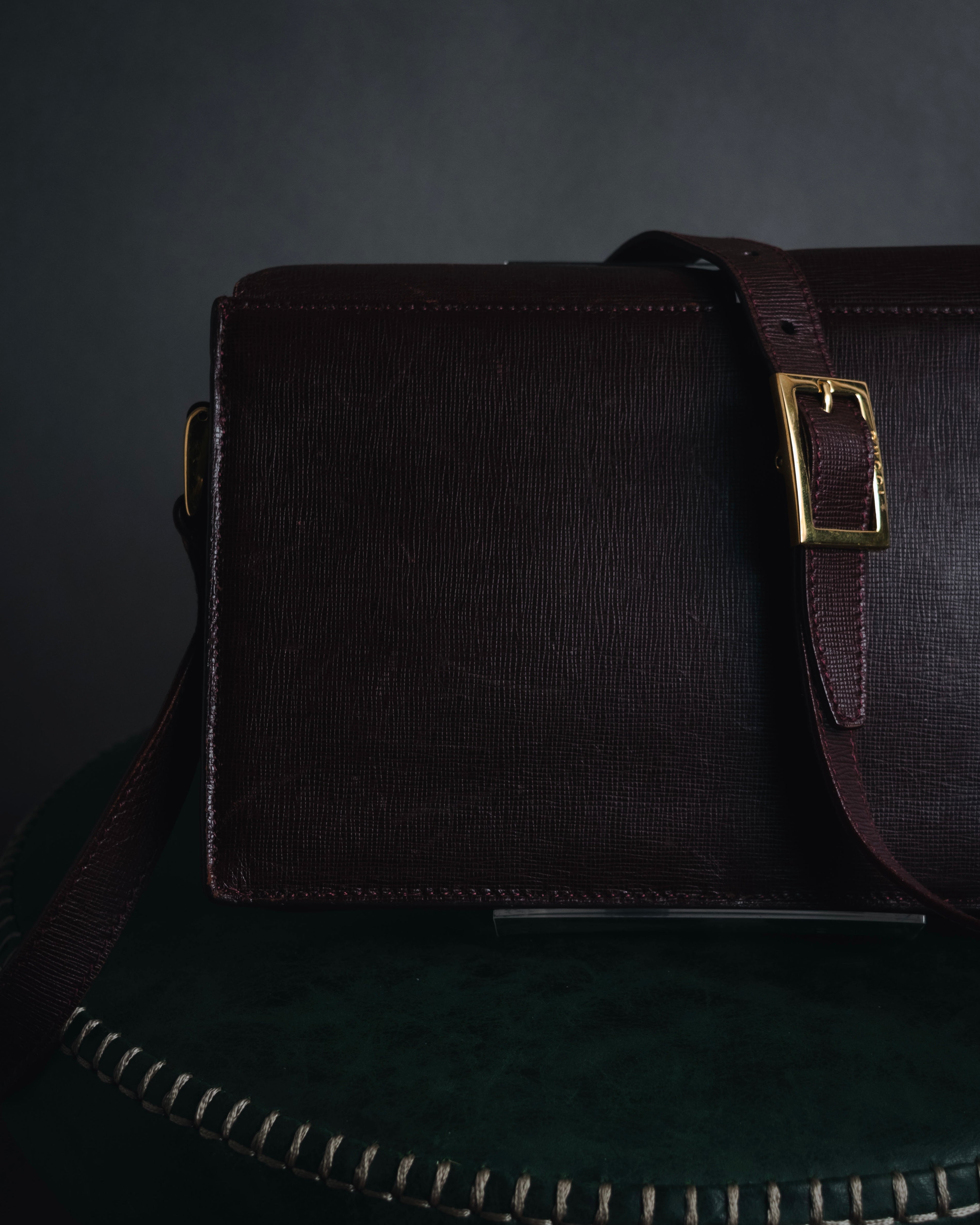 "GUCCI" 90’s Double-pocket turn-lock shoulder bag