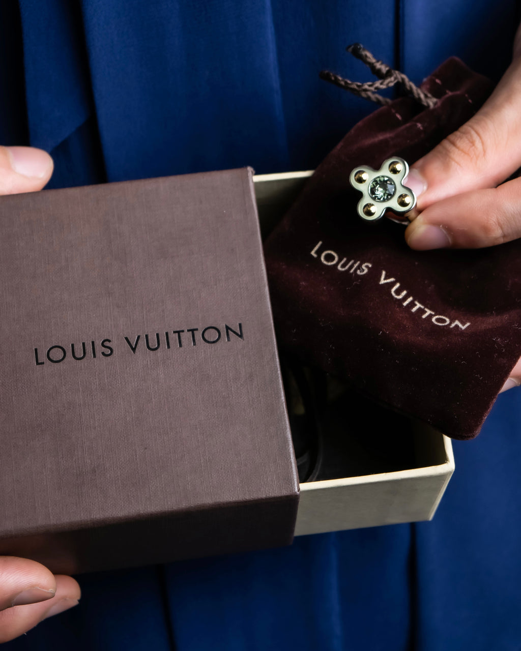"LOUIS VUITTON" Berg love letters metal ring