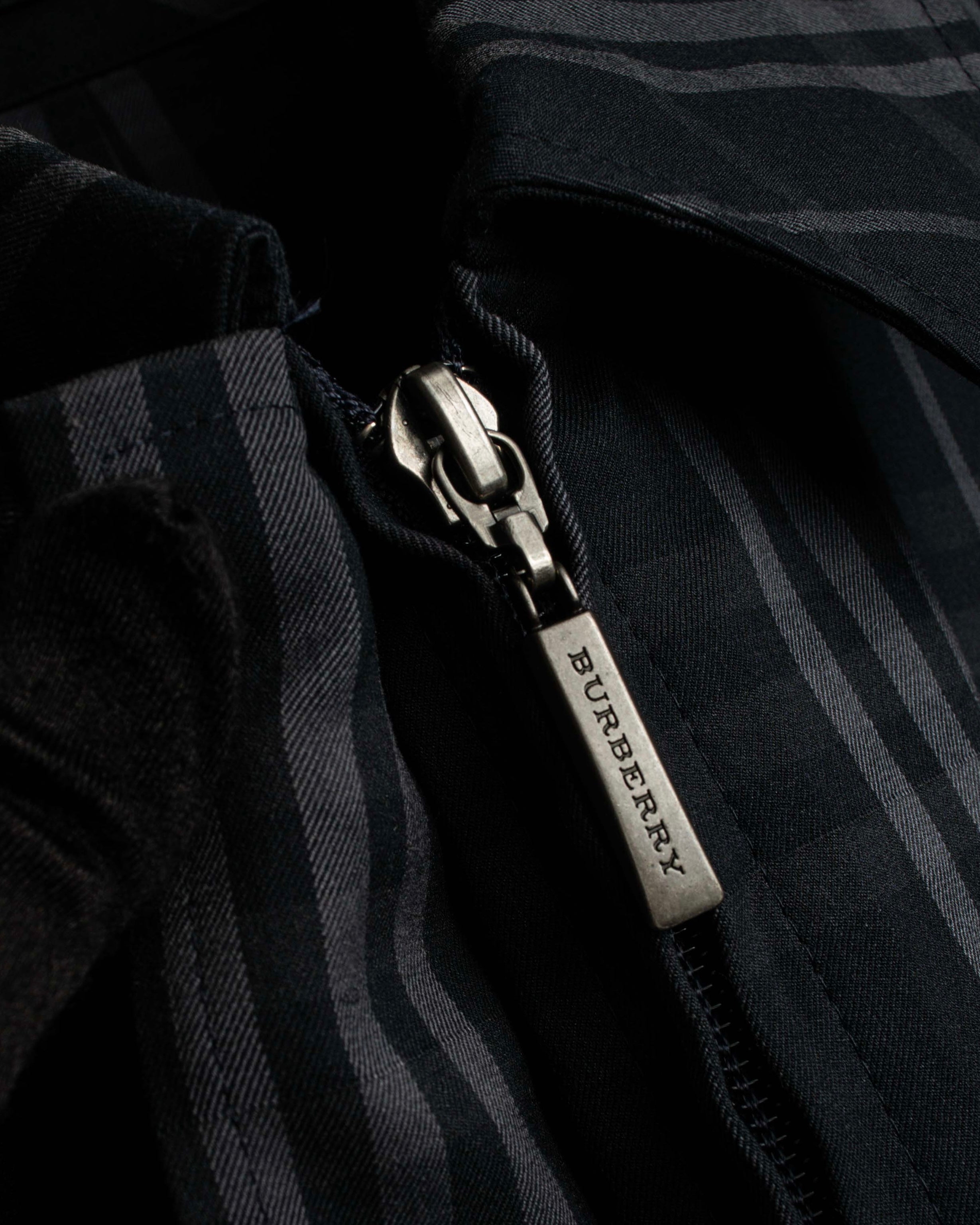 "BURBERRY" Combination leather design check pattern one-shoulder bag