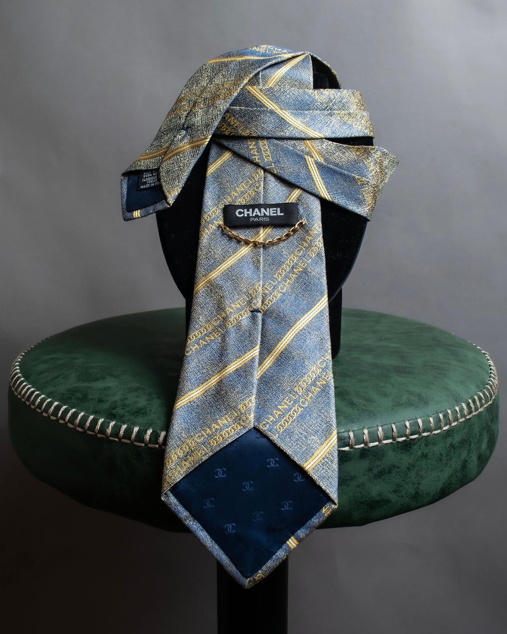 "CHANEL" Regimental pattern gold scattered design neck tie