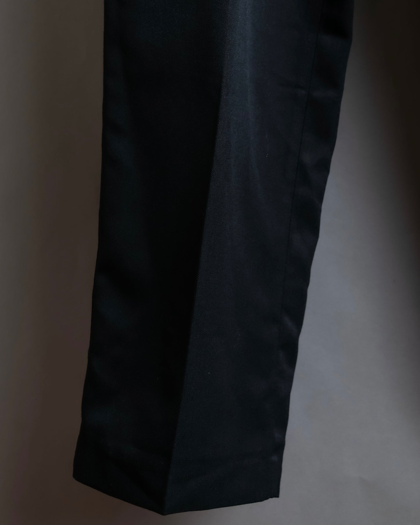 "SISLEY" Waistline switching design wide tapered slacks