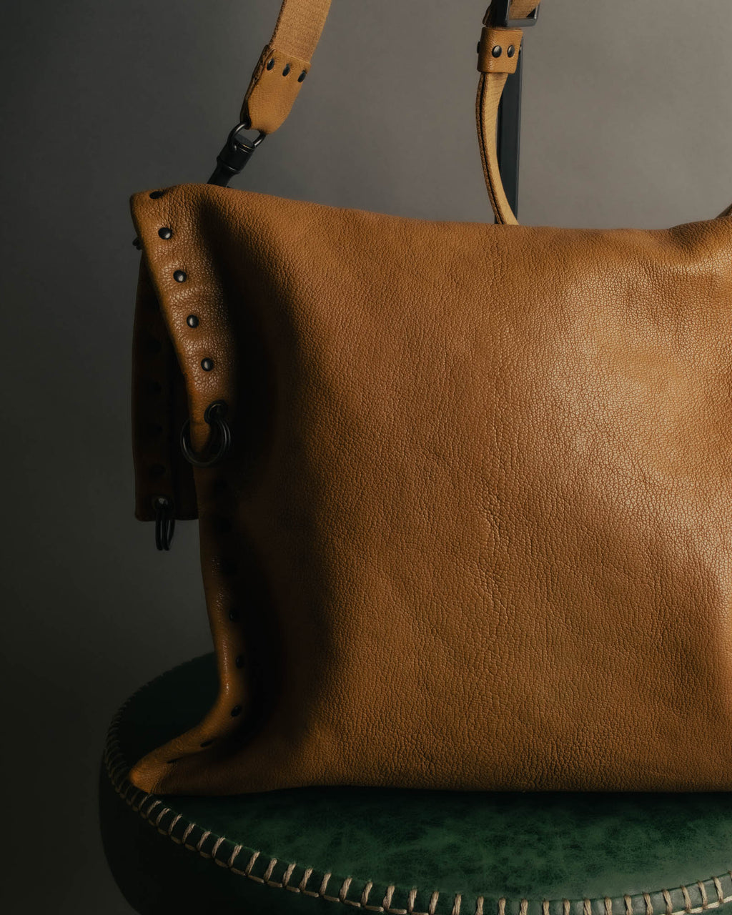 "BOTTEGA VENETA" 00's-10's Grained leather messenger bag