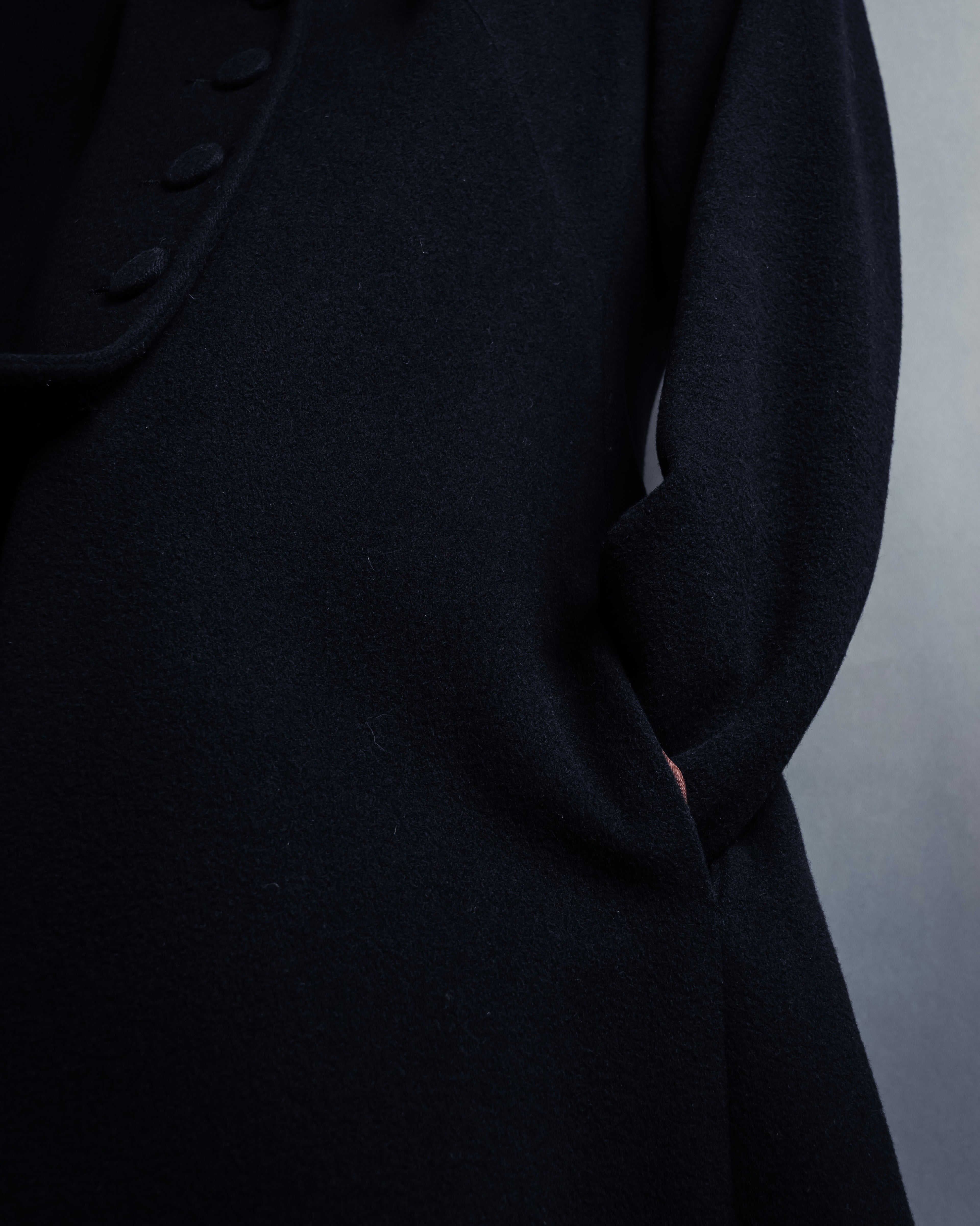 -SPECIAL- "JEAN PAUL GAULTIER"
 90's-00's Waist shape A-line silhouette black color super long coat