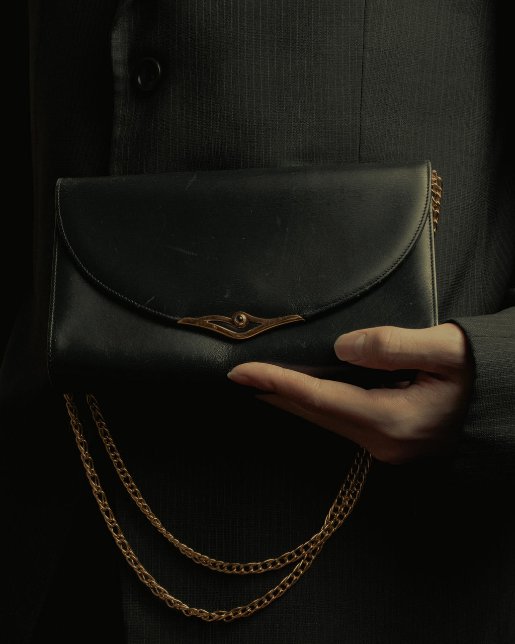 "Cartier" 80’s-90’s sculptural clasp chain shoulder bag