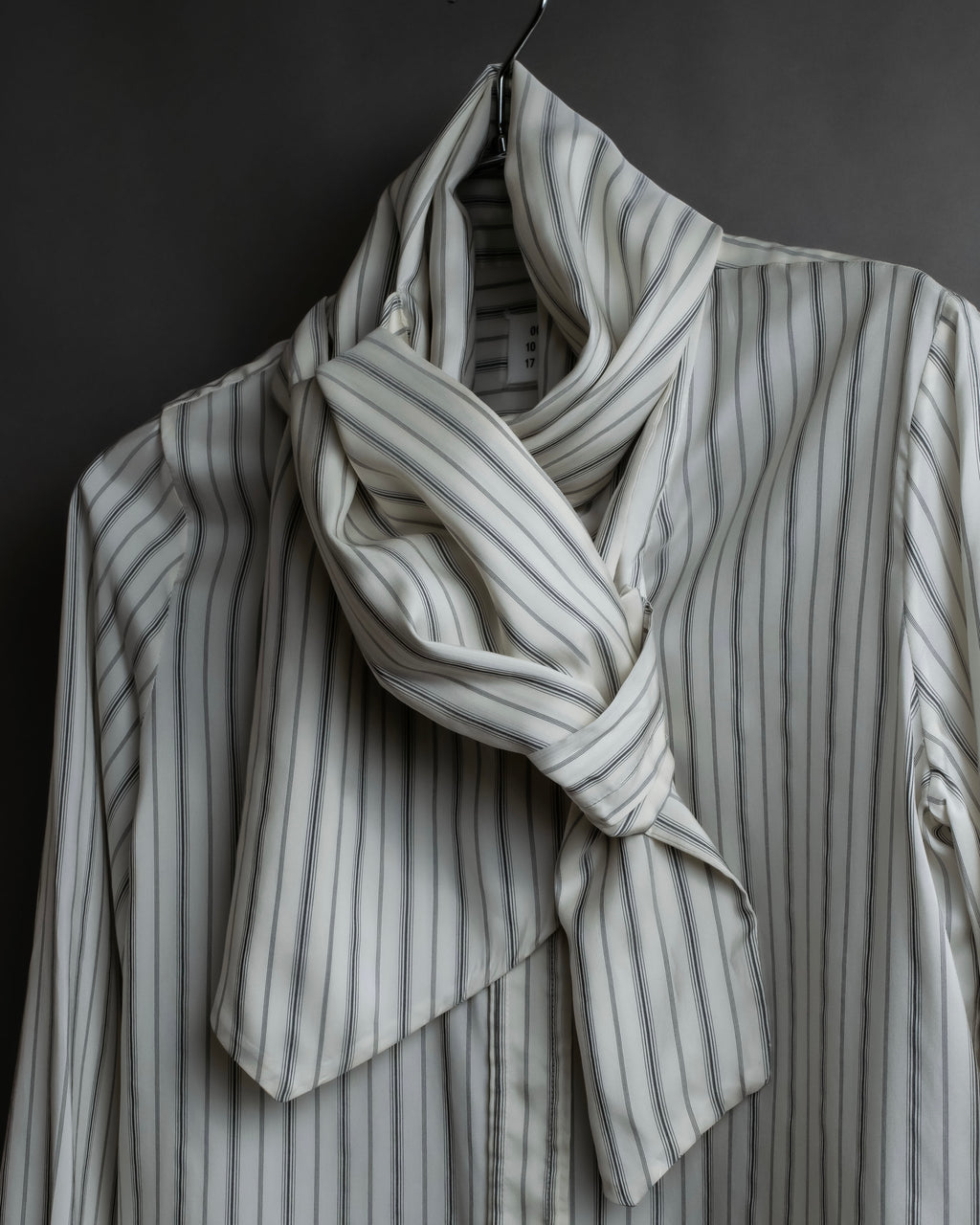 "MAISON MARGIELA" 16SS bowtie design striped long shirt