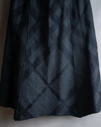 "BURBERRY" Tone-on-tone check pattern flared skirt