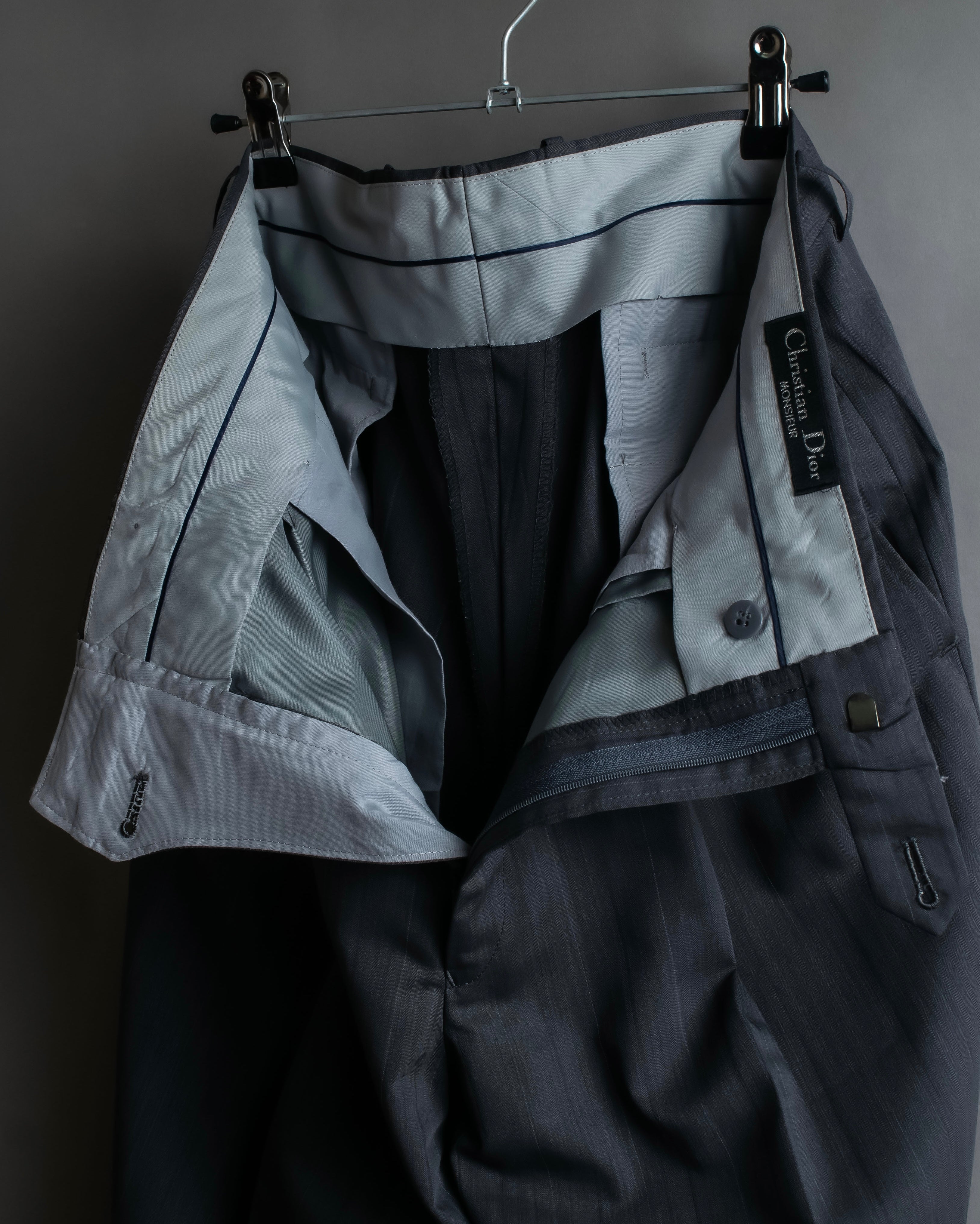 "CHRISTIAN DIOR MONSIEUR" Shadow stripe pattern classical formal detail set up