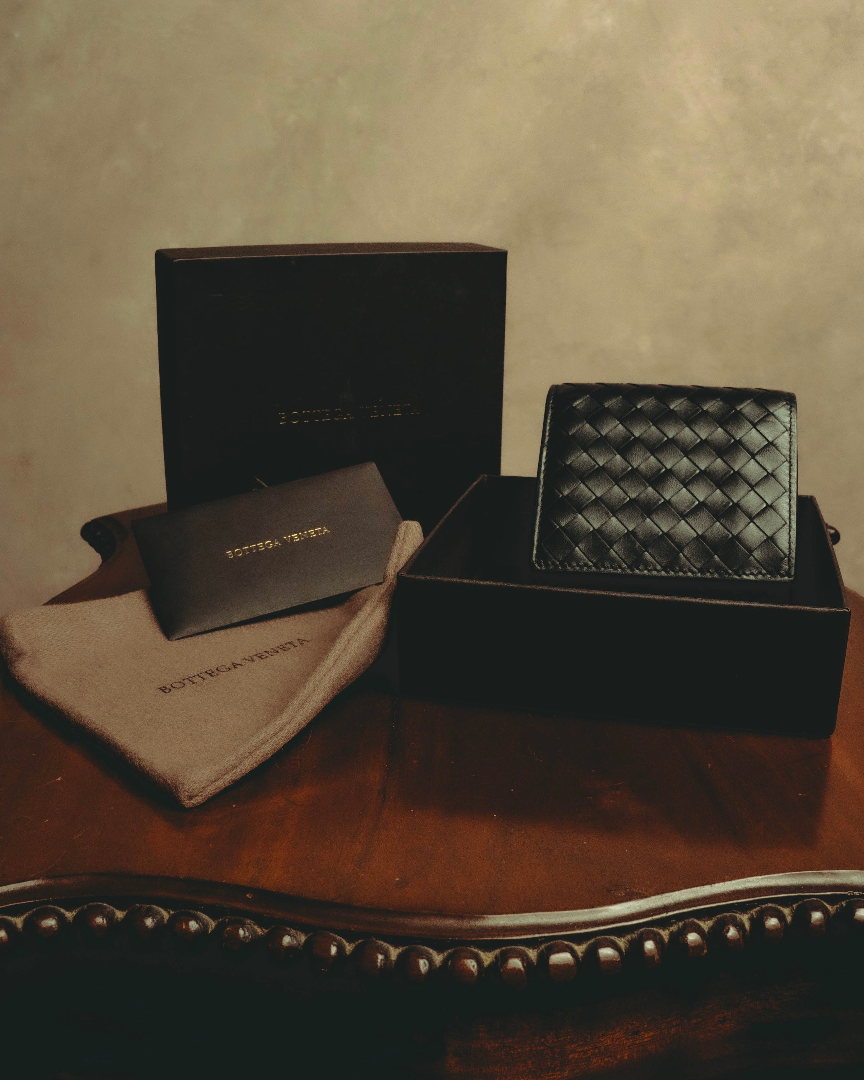 “BOTTEGA VENETA” 2010’s Intrecciato leather compact bi-fold wallet