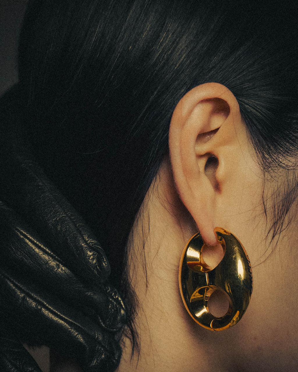 –SPECIAL– "GUCCI" Sculptural marina chain pierce