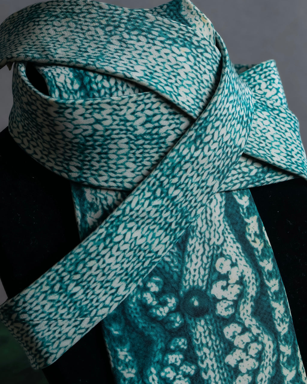 "JEAN PAUL GAULTIER" Trompe l'oeil design silk neck tie