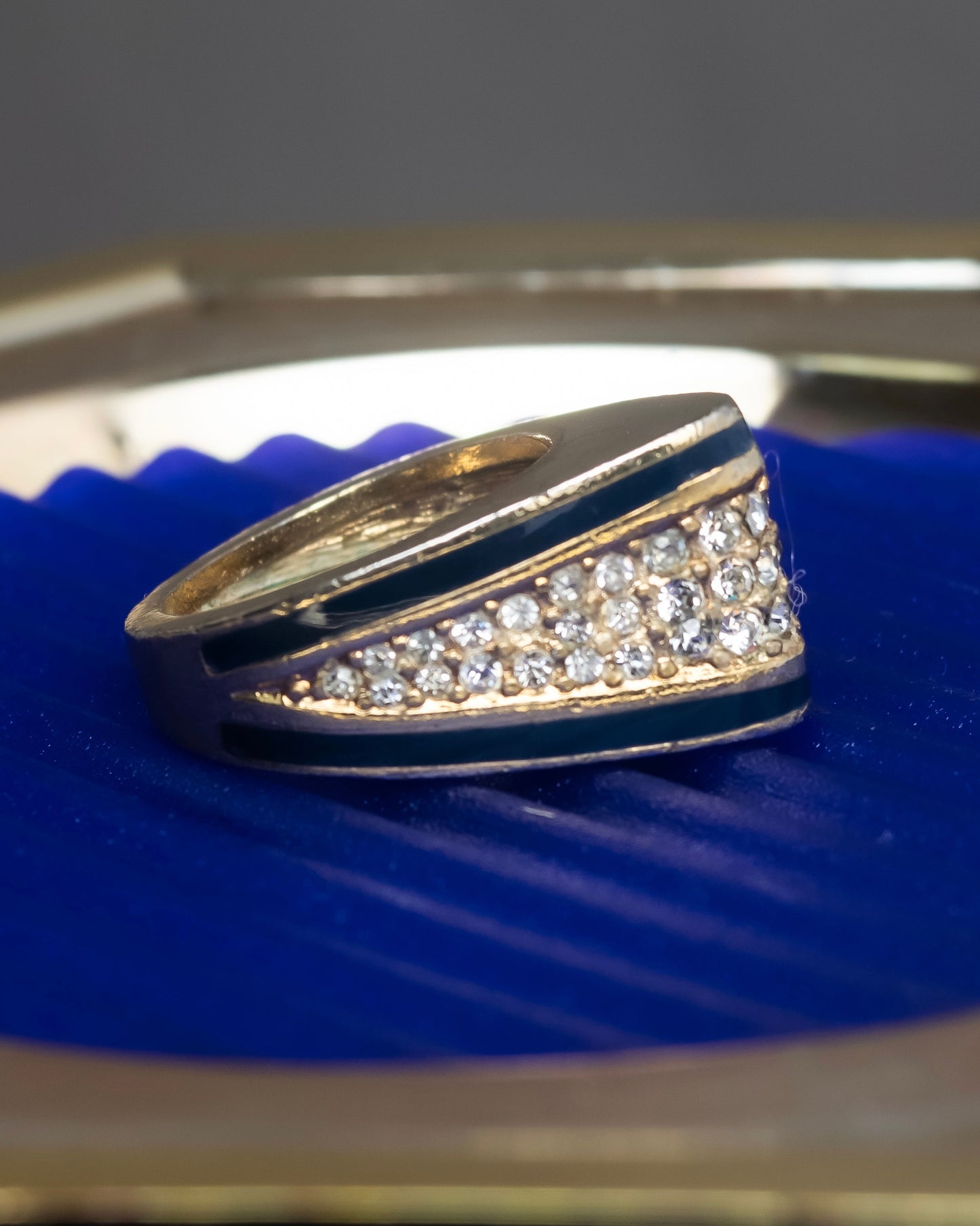 "Christian Dior" Diamond embedded blue line design ring