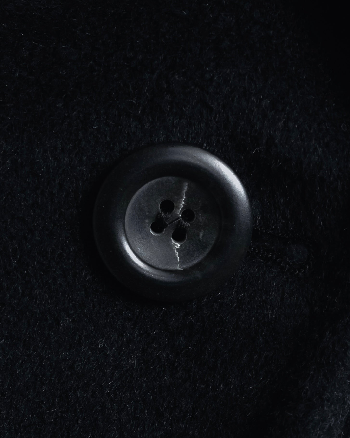 Abrigo doble botonadura estilo pea coat de los años 90-00 de "Max Mara"