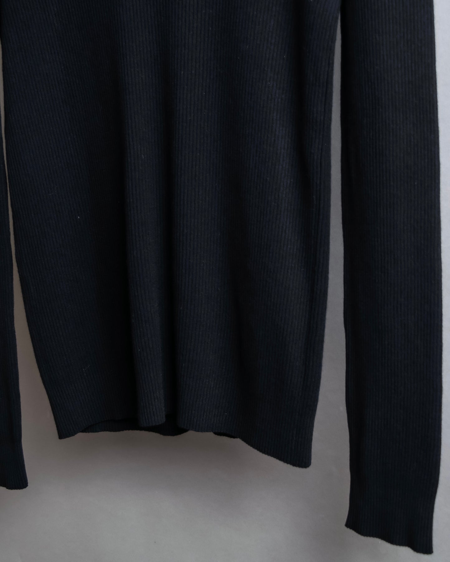 "PRADA" Ribbed black color pullover knit