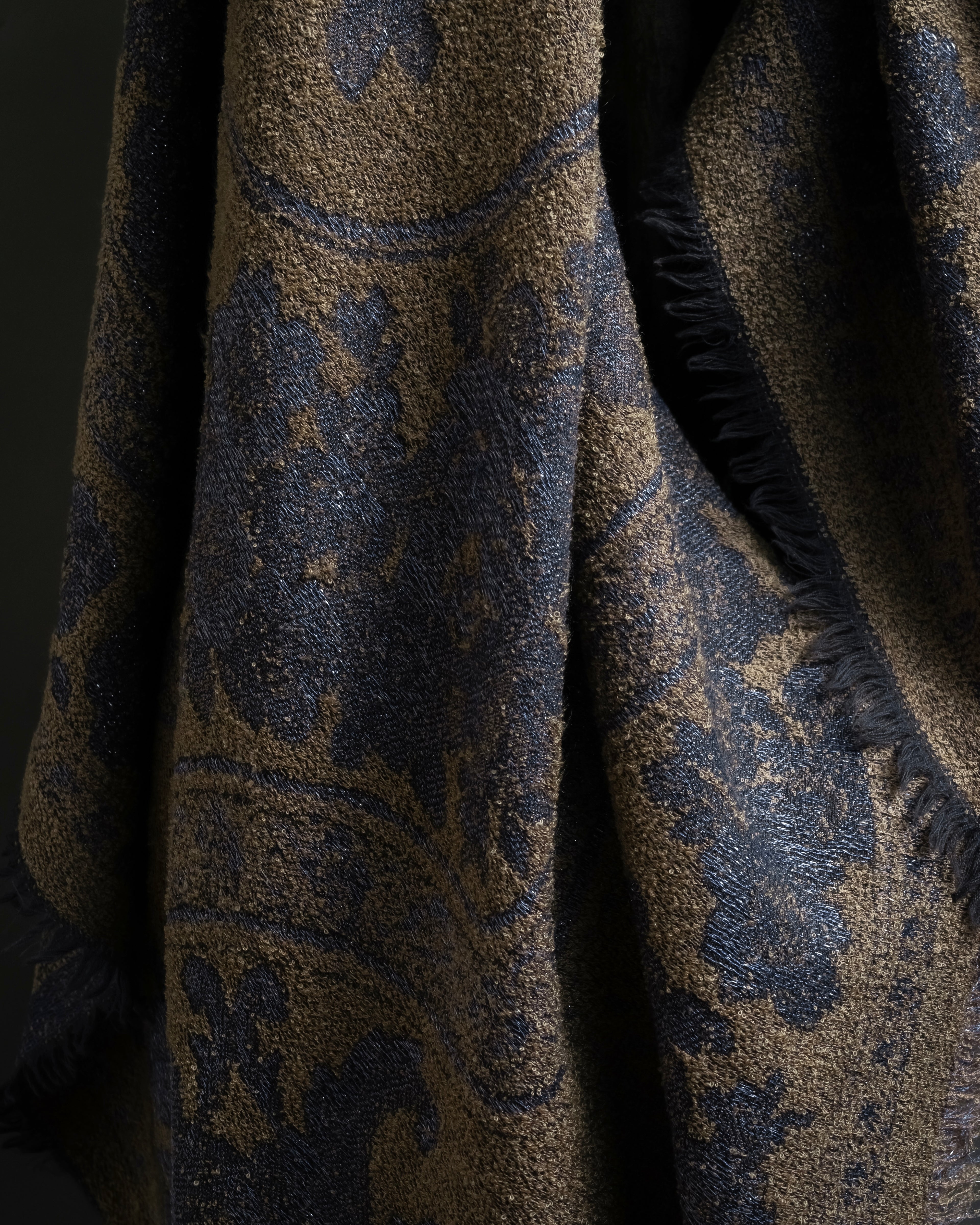 "BALENCIAGA" Large size lame jacquard weave stole