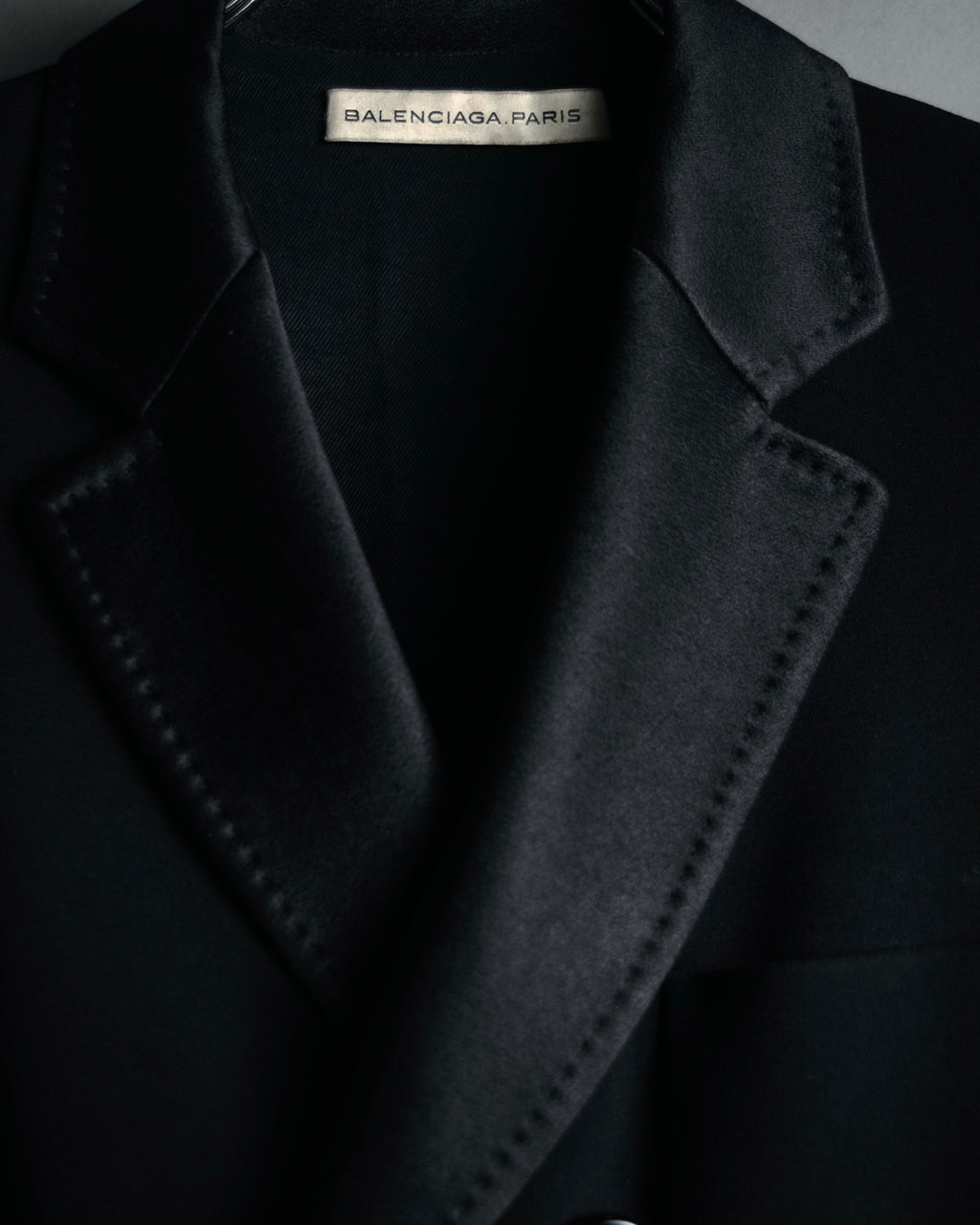 –SPECIAL– “BALENCIAGA” 2006-2012 Sculpted smoking jacket