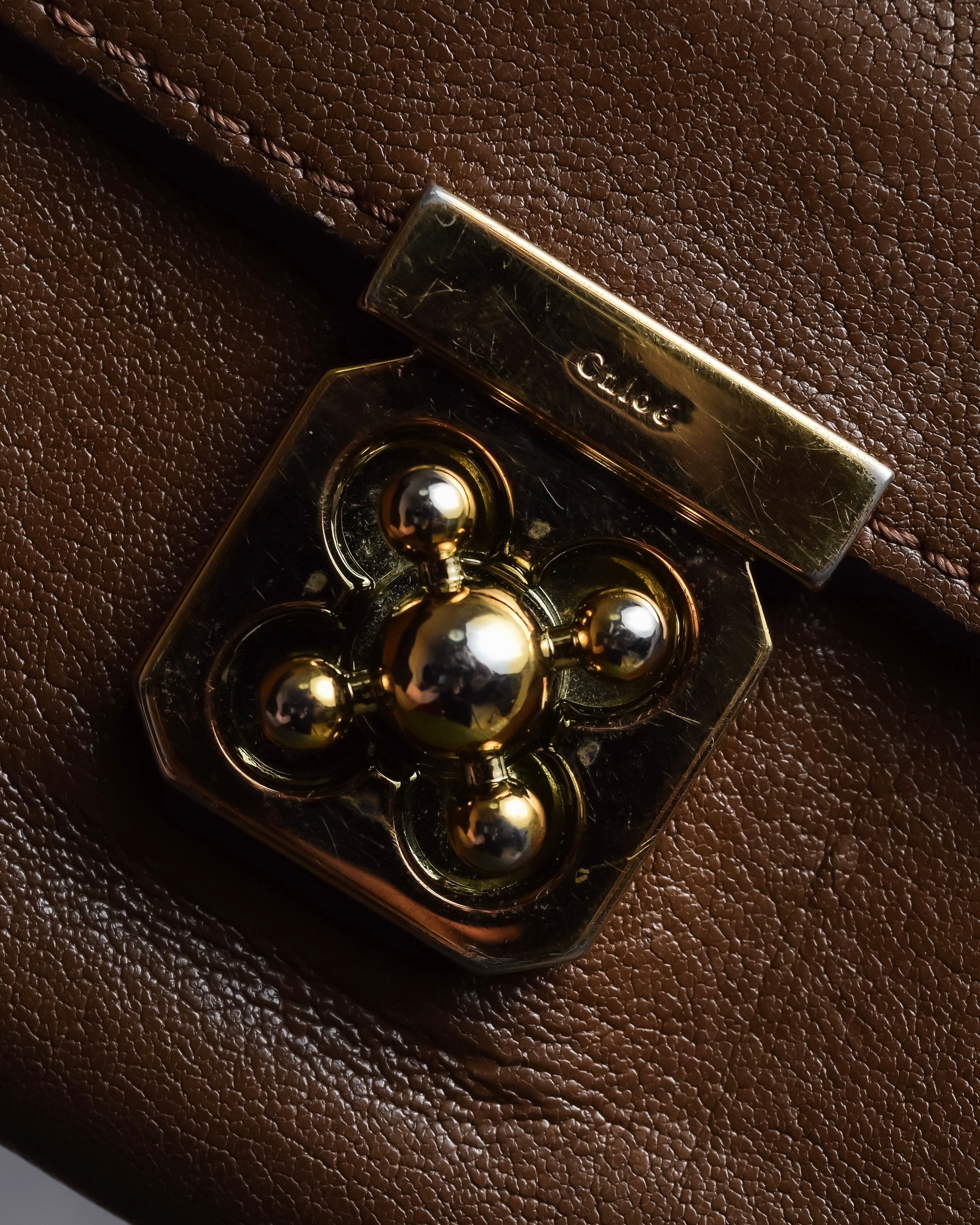 "Chloe" Fleur motif design leather long wallet