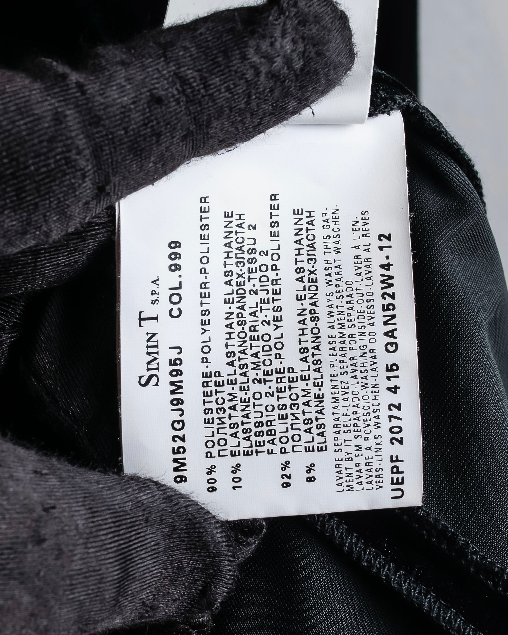 "ARMANI COLLEZIONI" Satin switched design velvet jacket