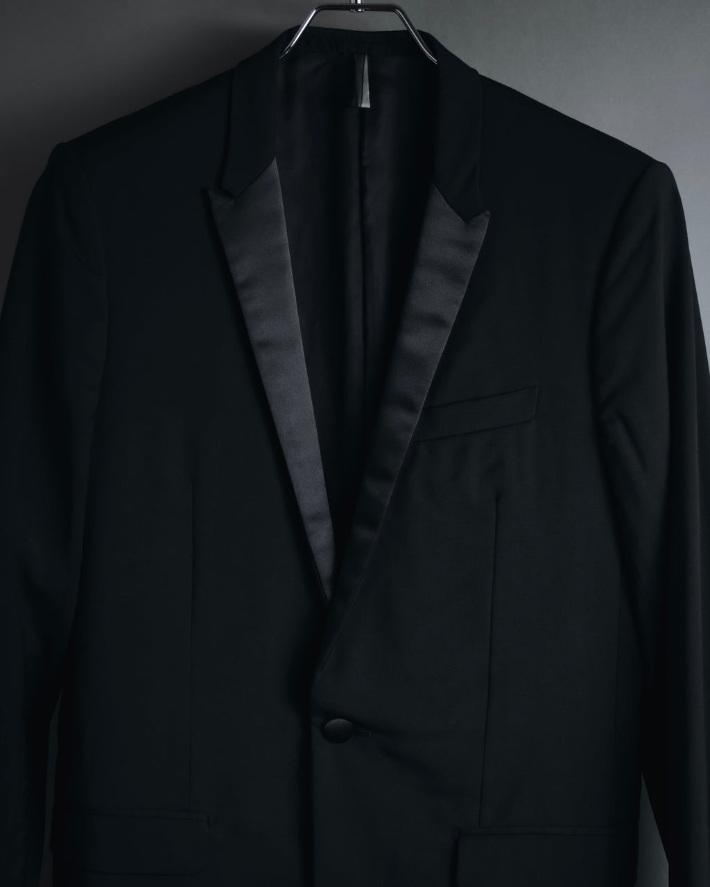"Dior Homme" Chris Van Assche design satin lapel tuxedo set up