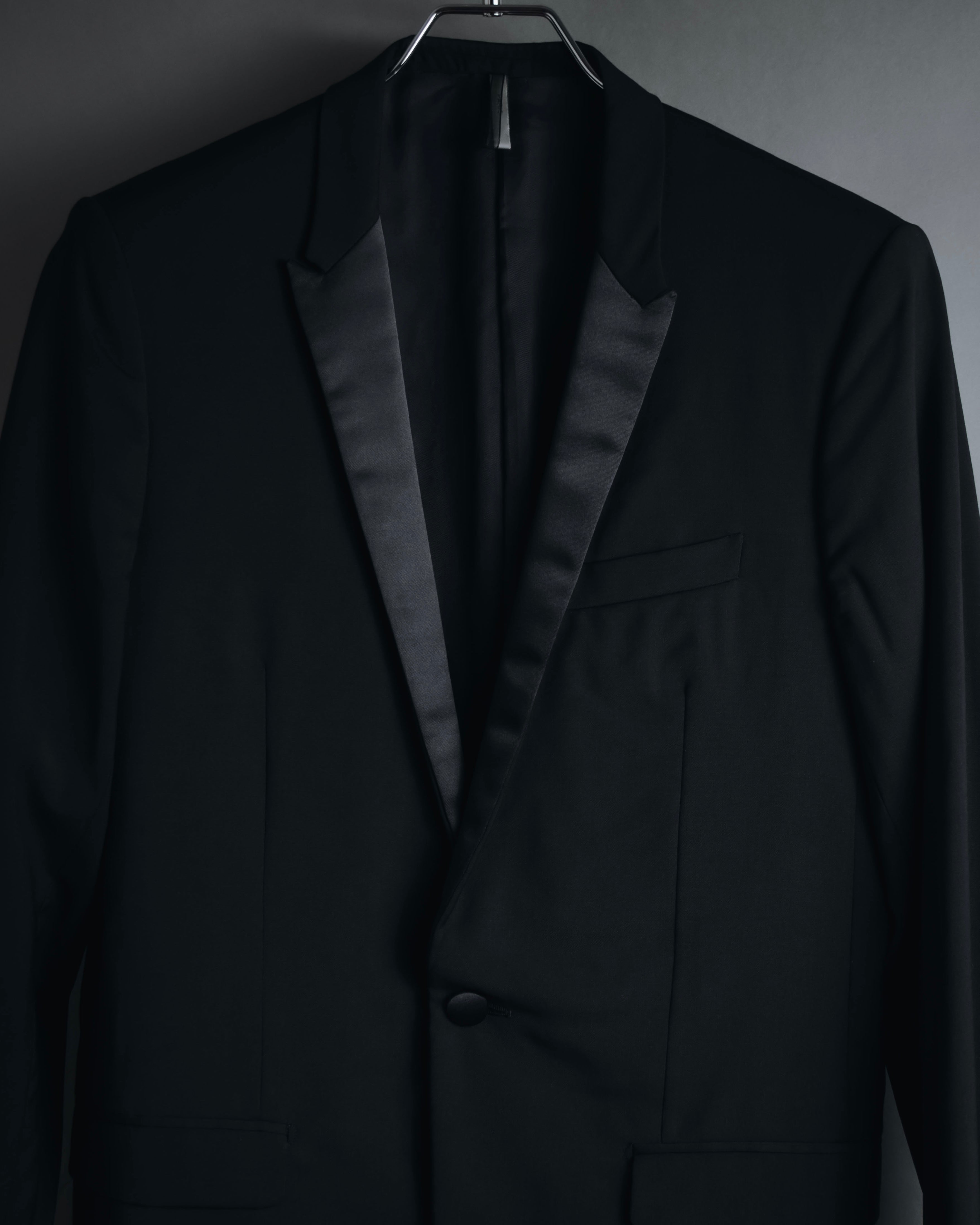 "Dior Homme" Chris Van Assche design satin lapel tuxedo set up