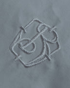 "BURBERRY" Wide collar embroidered emblem white shirt