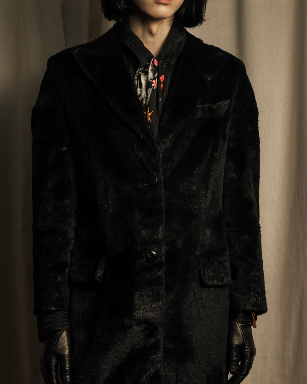 -SPECIAL- "Salvatore Ferragamo"
90's-00's A neat silhouette 100% lapin fur coat