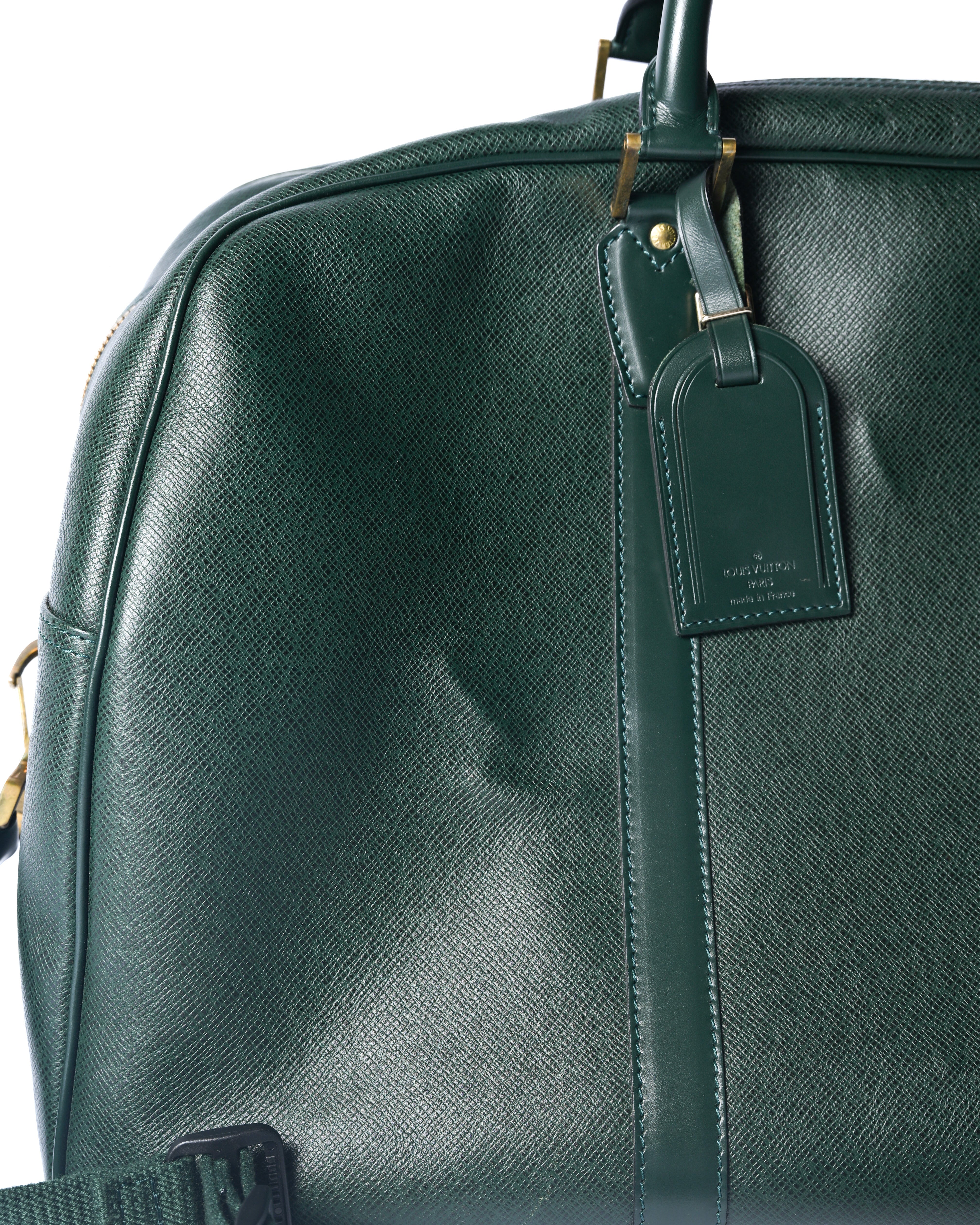 LOUIS VUITTON/ “Taiga Kendall GM” 2 Way Big Boston Bag Green – MOOD