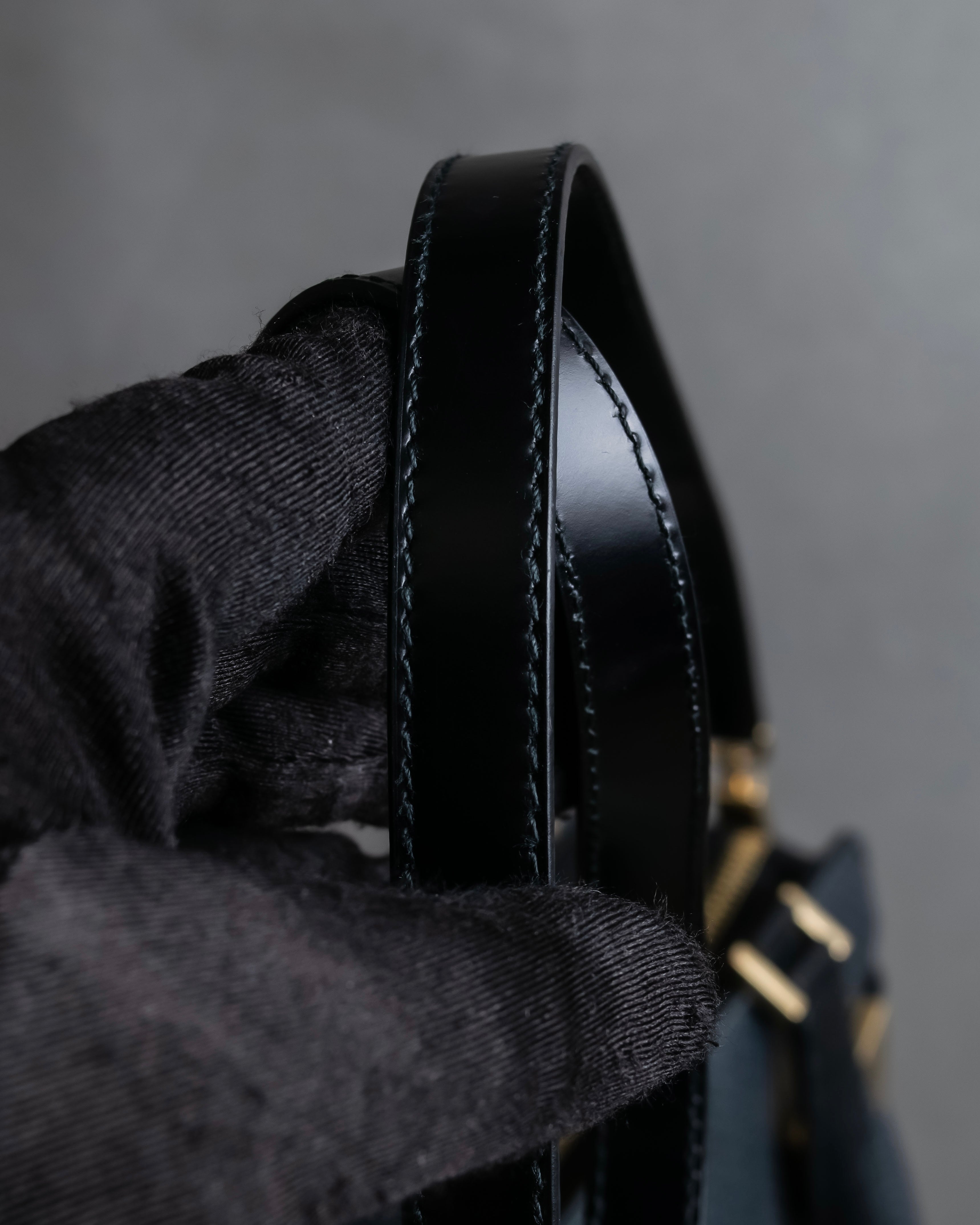 "Salvatore Ferragamo" Gancini motif monogram pattern 2-way shoulder bag